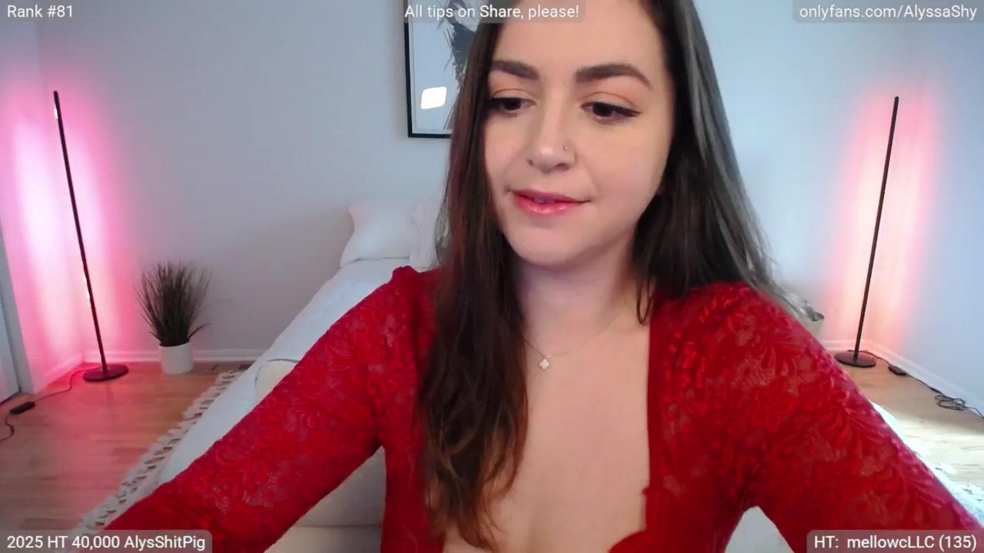Gallery image thumbnail from AlyssaShy's myfreecams stream on, 05/07/2025, 21:37 image 11 of 20