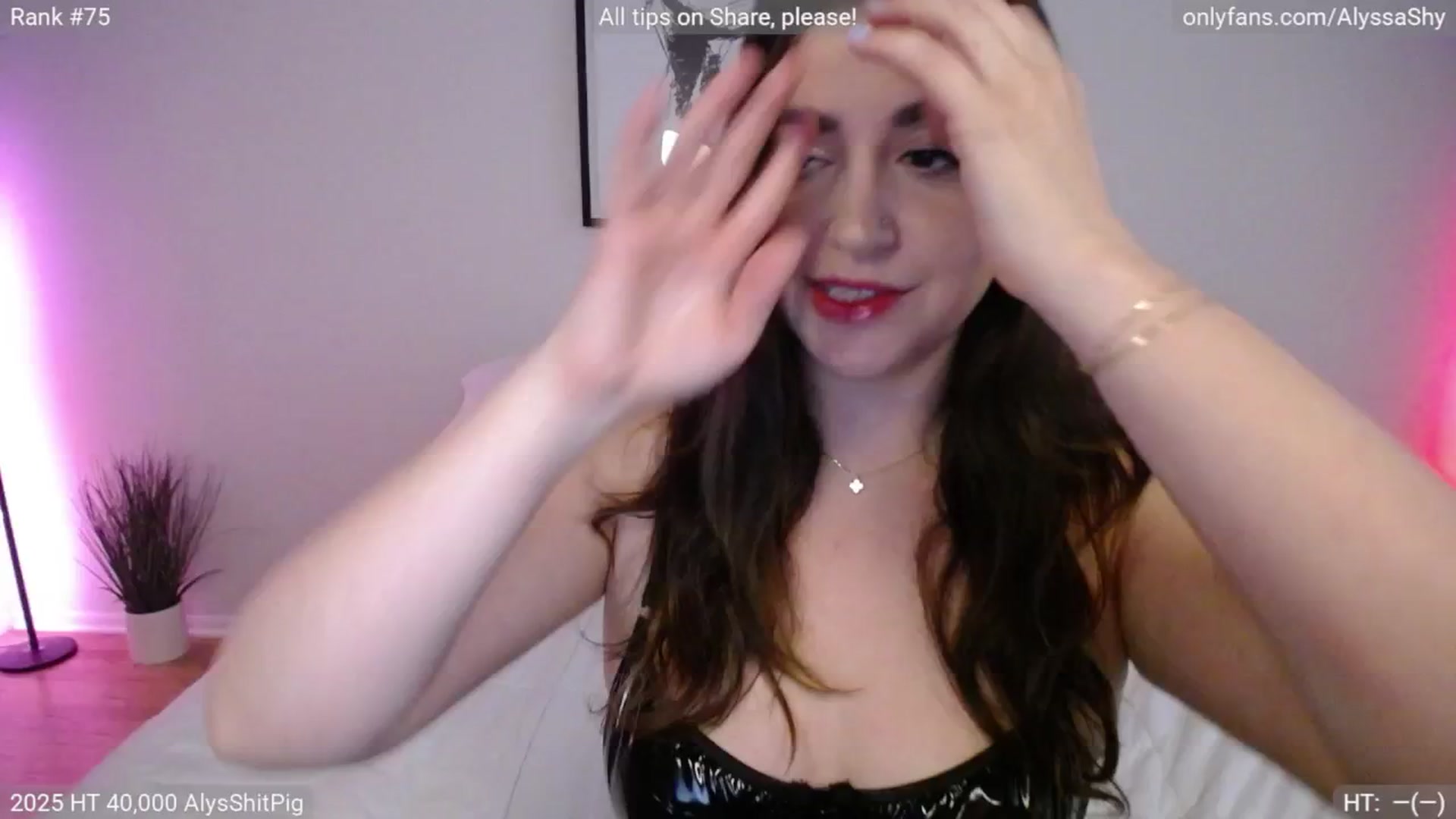Gallery image thumbnail from AlyssaShy's myfreecams stream on, 05/09/2025, 23:11 image 2 of 20