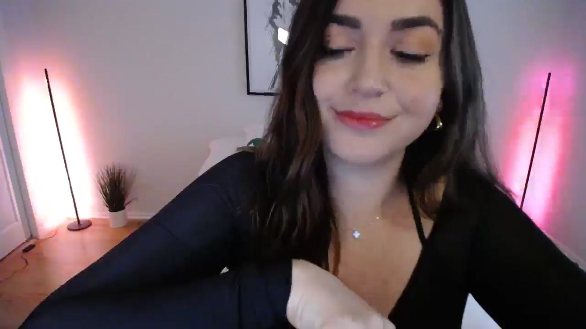 Gallery image thumbnail from AlyssaShy's myfreecams stream on, 05/10/2025, 23:12 image 19 of 20