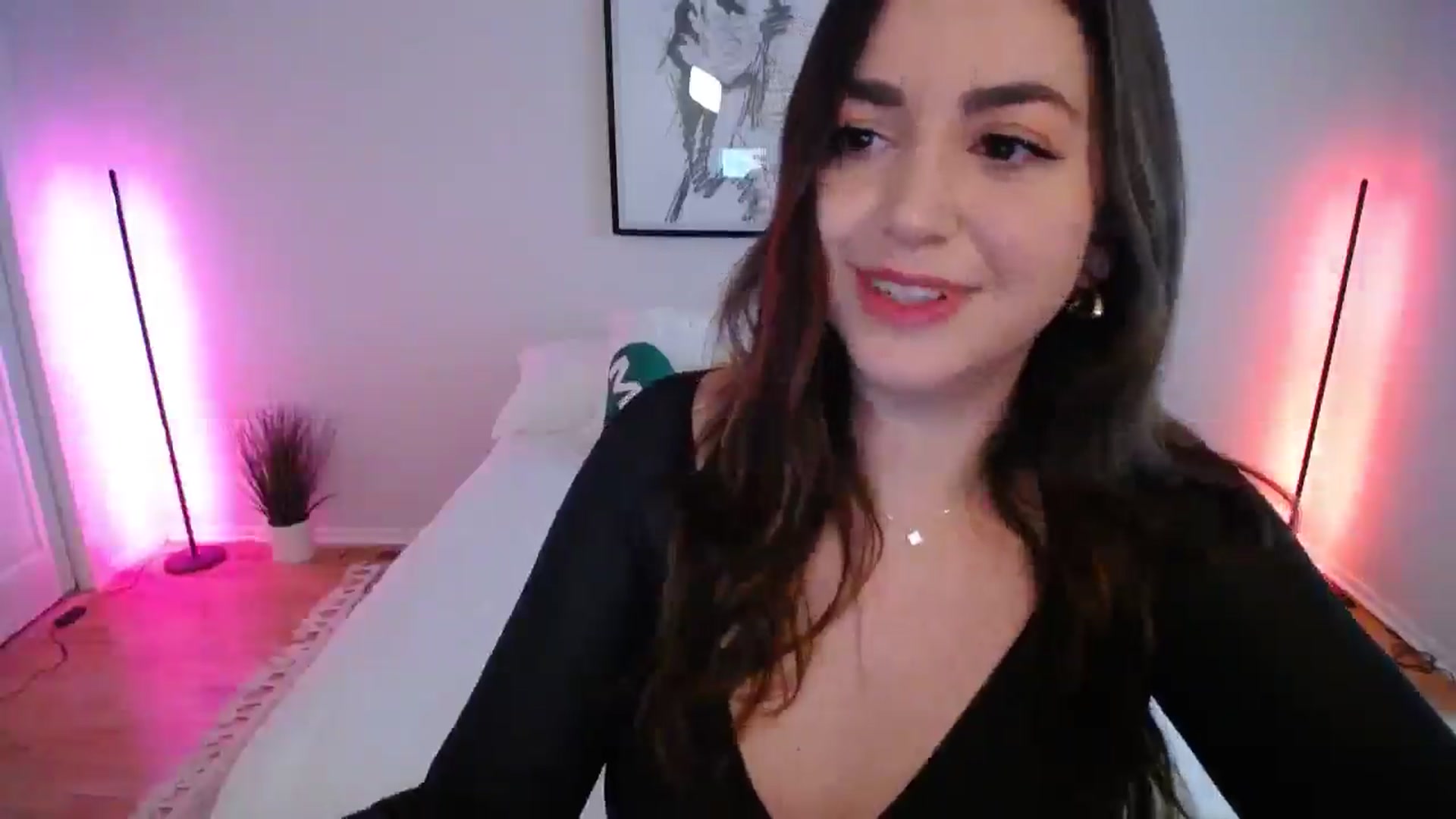 Gallery image thumbnail from AlyssaShy's myfreecams stream on, 05/10/2025, 23:12 image 18 of 20