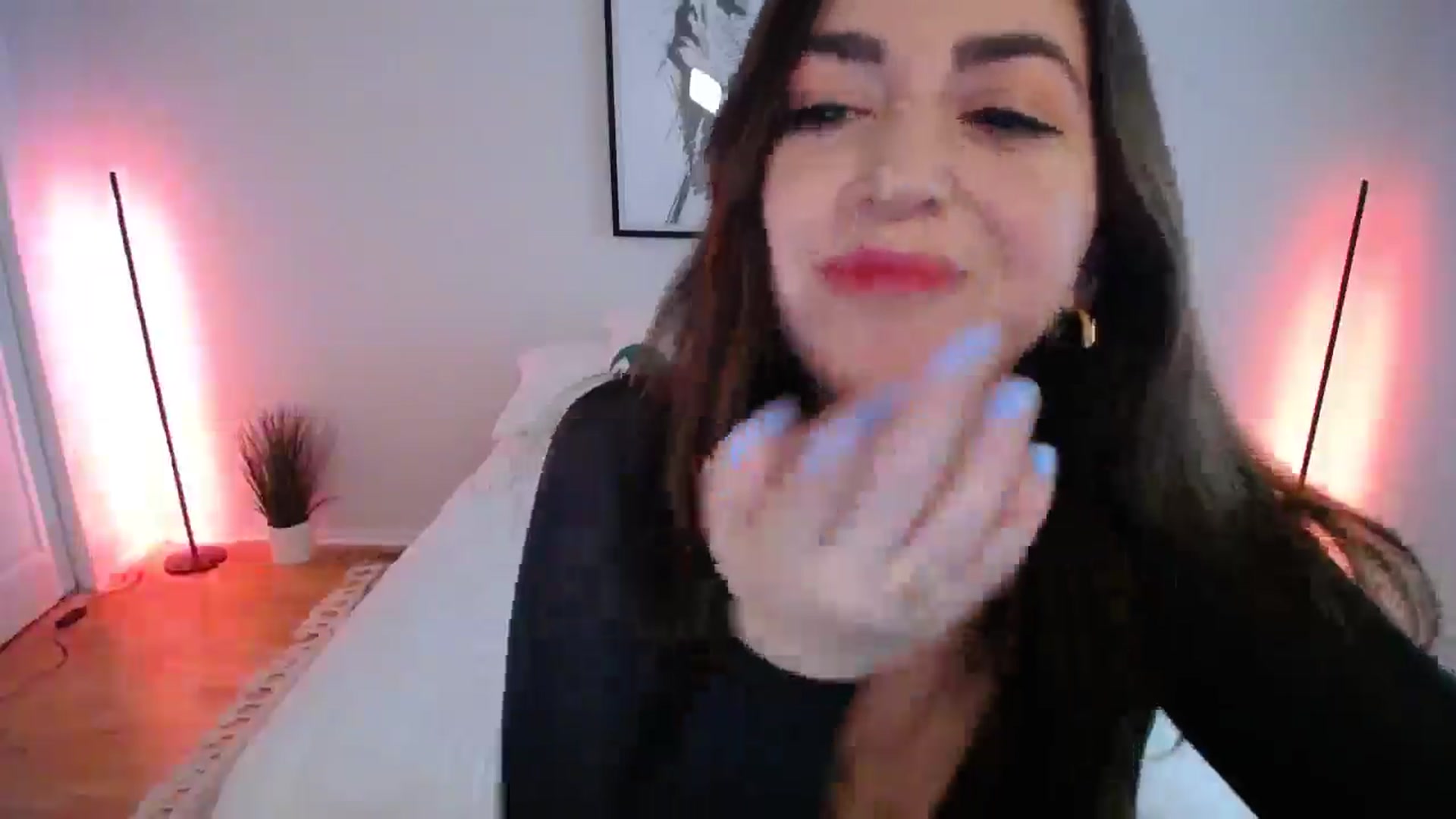 Gallery image thumbnail from AlyssaShy's myfreecams stream on, 05/10/2025, 23:12 image 12 of 20
