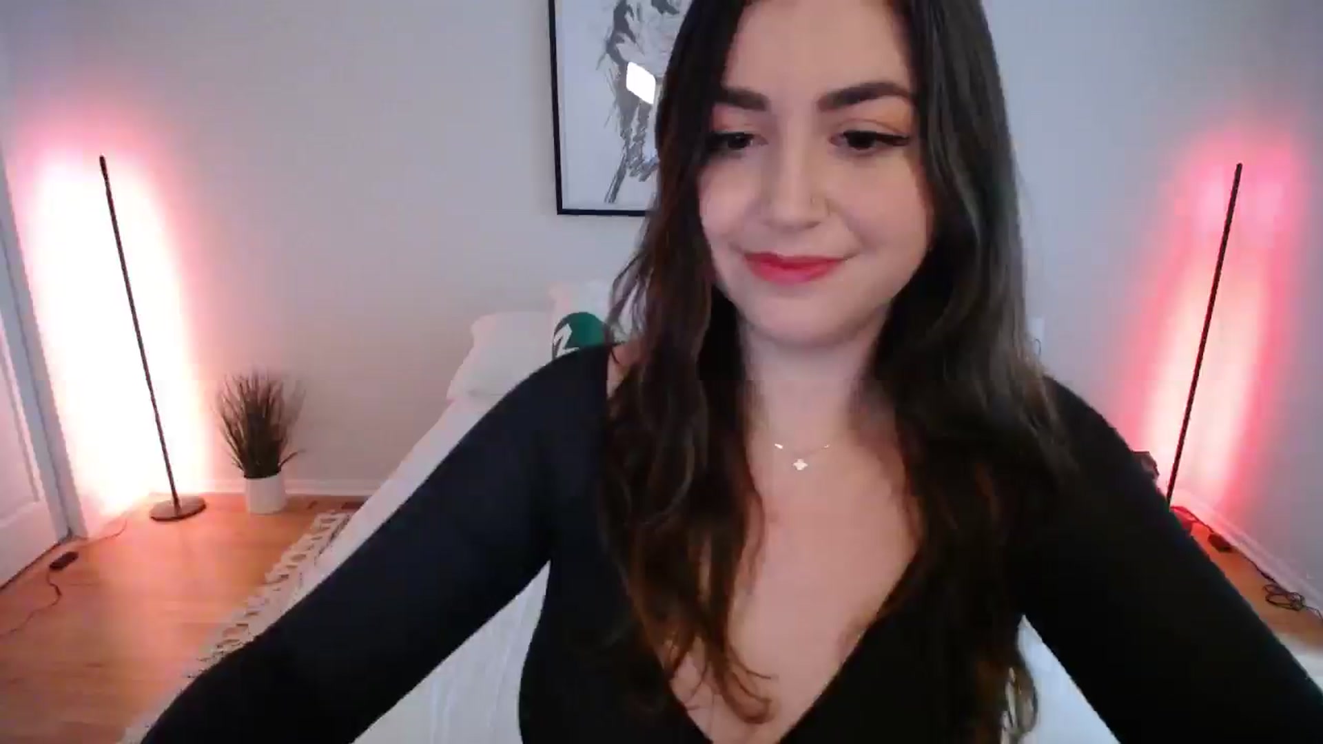 Gallery image thumbnail from AlyssaShy's myfreecams stream on, 05/10/2025, 23:12 image 14 of 20
