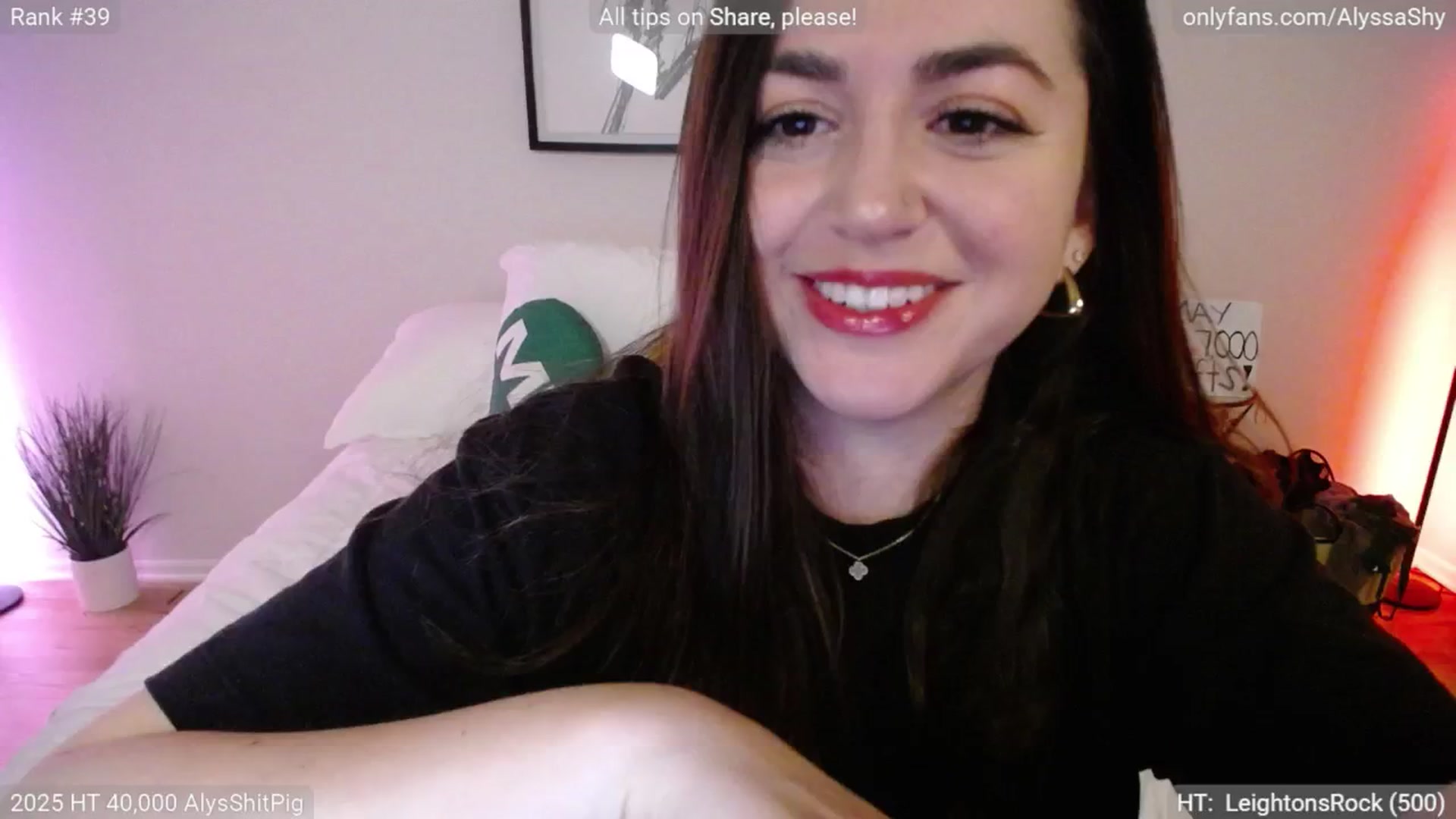 Gallery image thumbnail from AlyssaShy's myfreecams stream on, 05/13/2025, 01:40 image 20 of 20