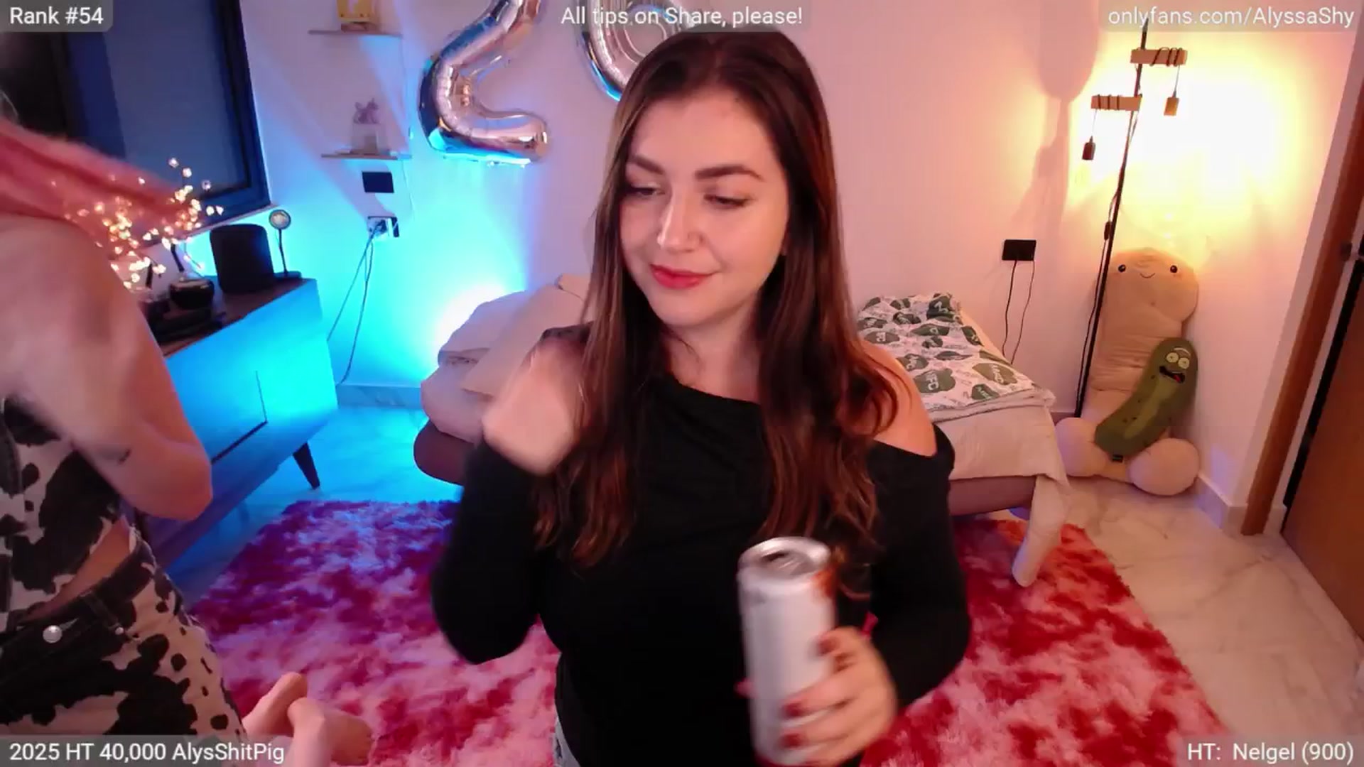 Gallery image thumbnail from AlyssaShy's myfreecams stream on, 05/21/2025, 05:17 image 2 of 20