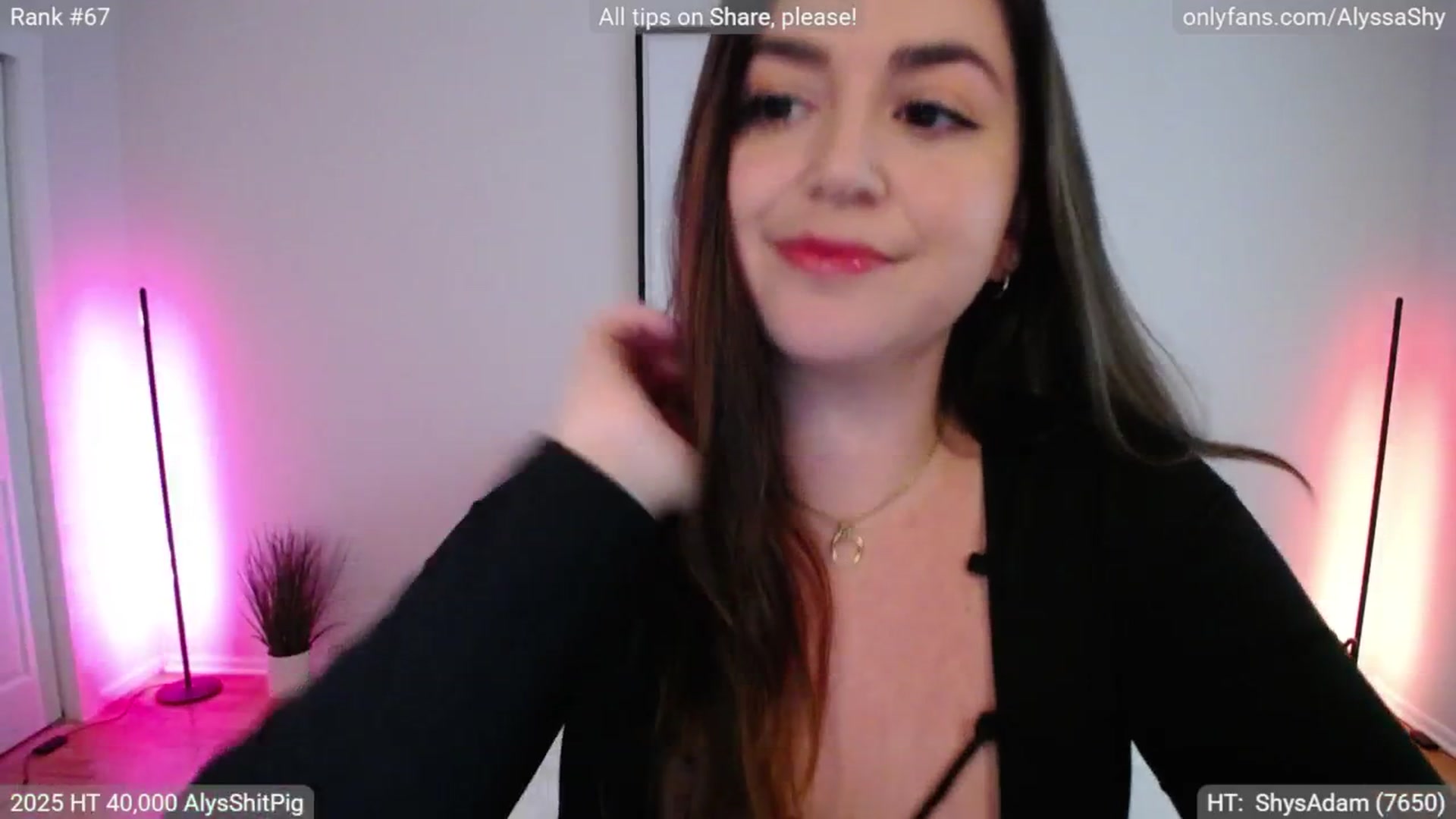 Gallery image thumbnail from AlyssaShy's myfreecams stream on, 05/27/2025, 22:51 image 6 of 20