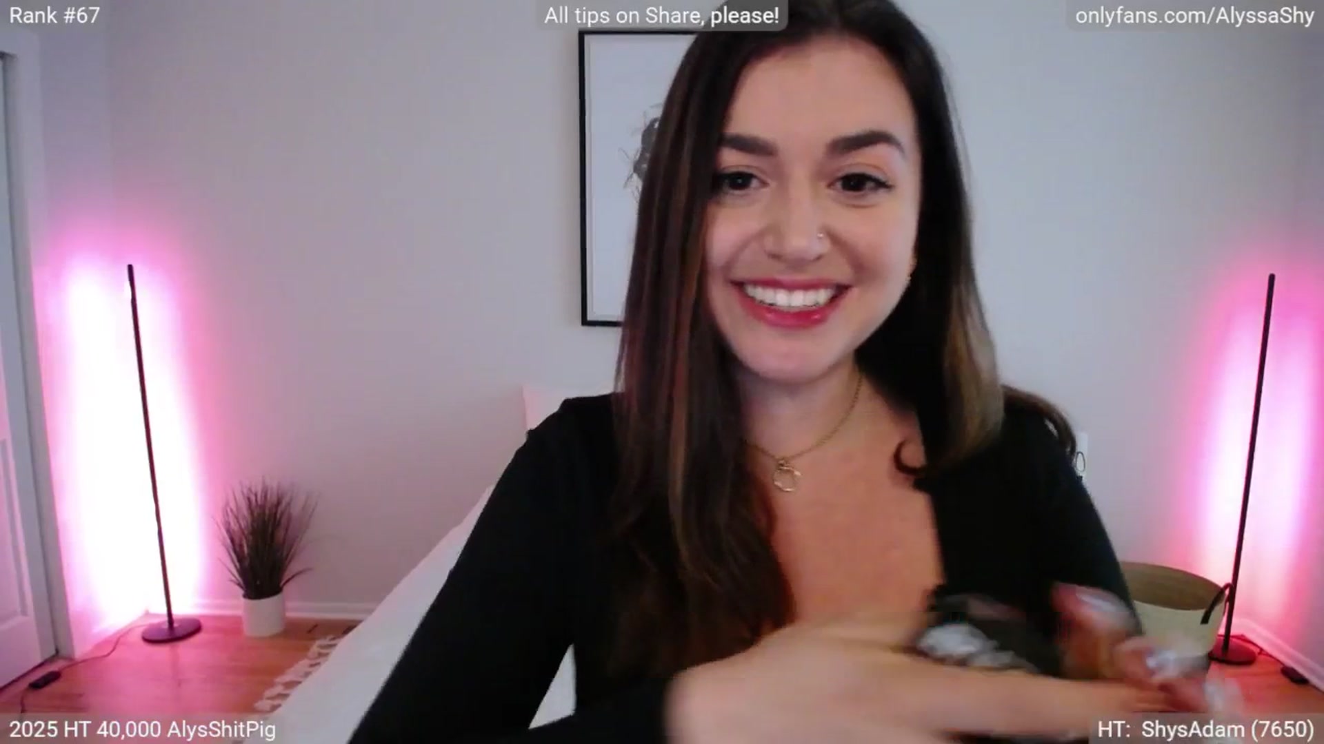 Gallery image thumbnail from AlyssaShy's myfreecams stream on, 05/27/2025, 22:51 image 5 of 20