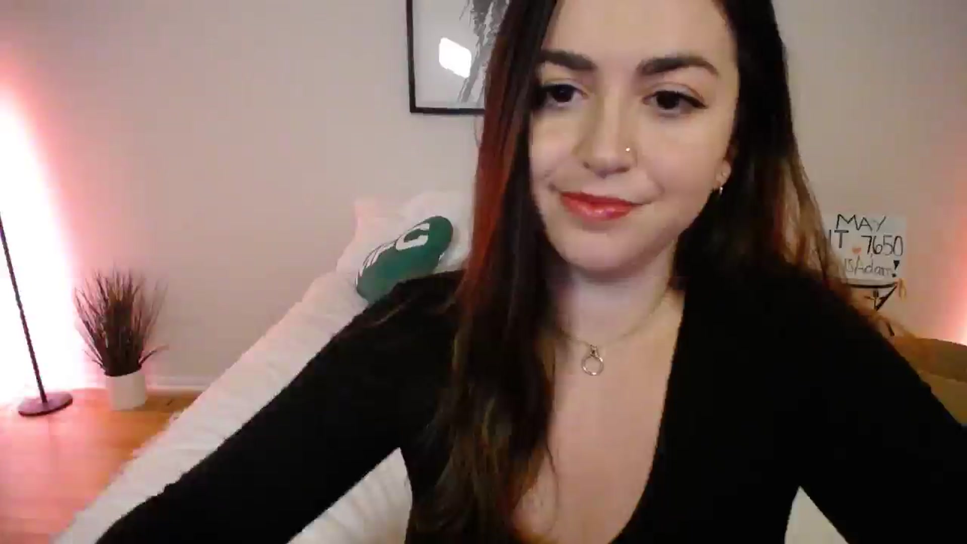 Gallery image thumbnail from AlyssaShy's myfreecams stream on, 05/30/2025, 01:36 image 13 of 20