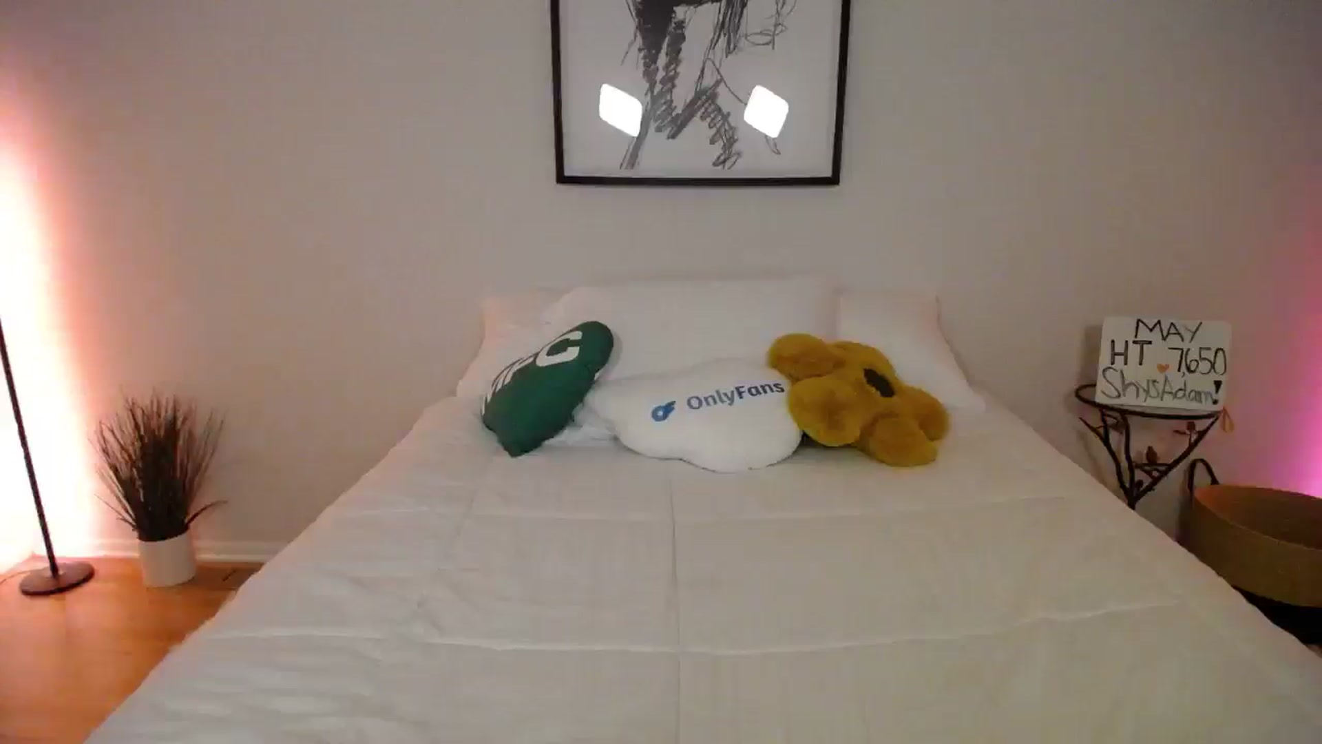 Gallery image thumbnail from AlyssaShy's myfreecams stream on, 05/30/2025, 01:36 image 3 of 20