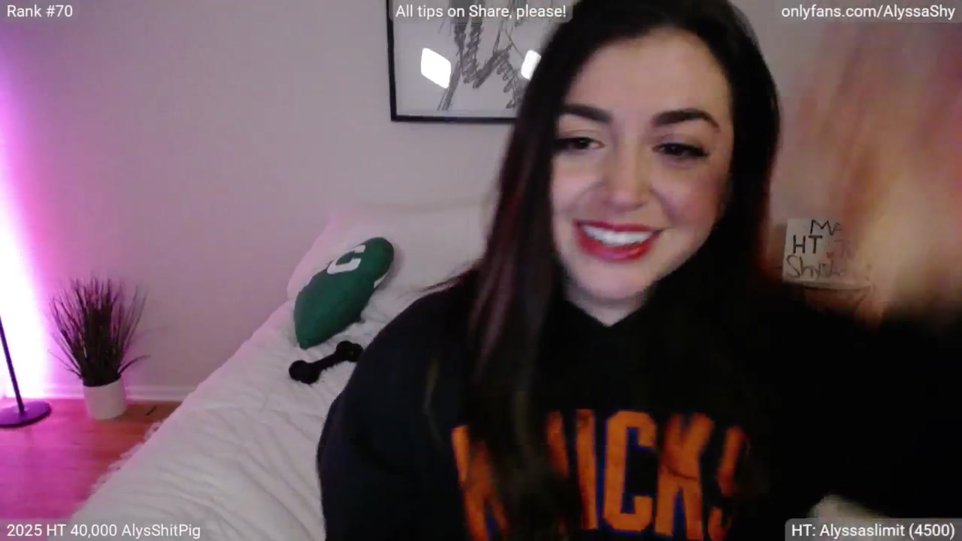 Gallery image thumbnail from AlyssaShy's myfreecams stream on, 06/01/2025, 04:35 image 13 of 20