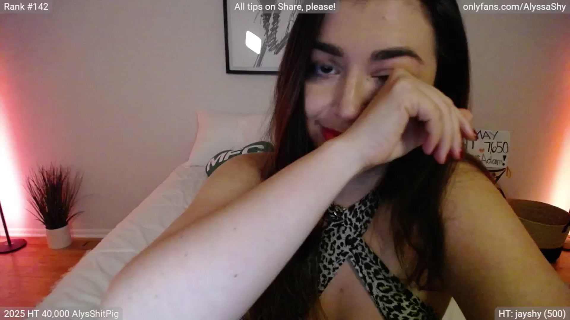 Gallery image thumbnail from AlyssaShy's myfreecams stream on, 06/03/2025, 24:41 image 17 of 20