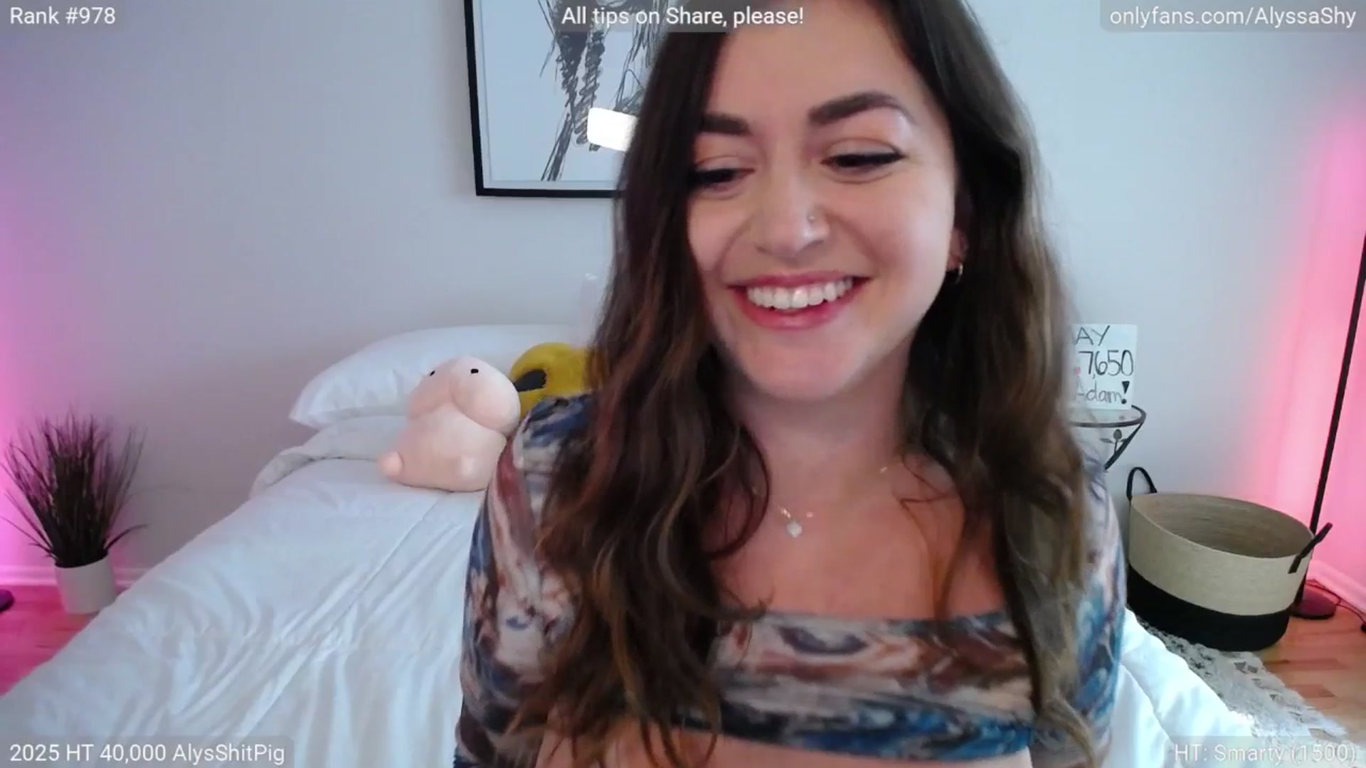 Gallery image thumbnail from AlyssaShy's myfreecams stream on, 06/22/2025, 22:23 image 7 of 20