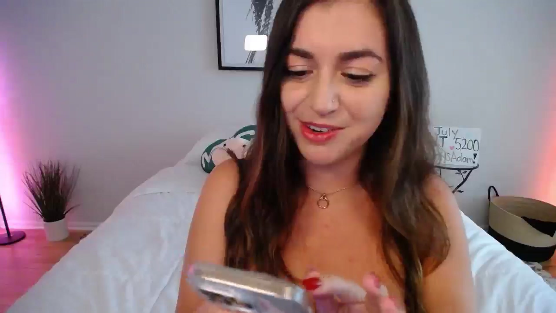 Gallery image thumbnail from AlyssaShy's myfreecams stream on, 07/09/2025, 22:57 image 17 of 20