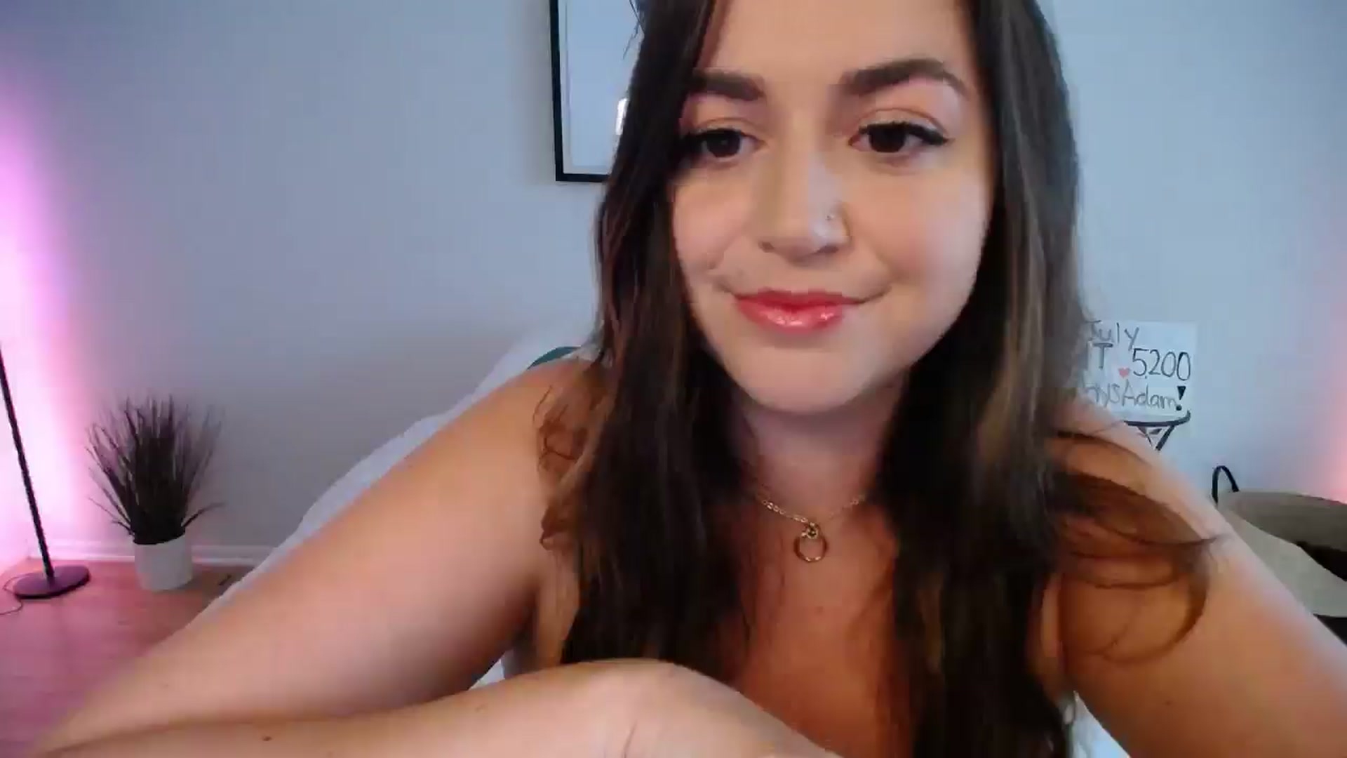 Gallery image thumbnail from AlyssaShy's myfreecams stream on, 07/09/2025, 22:57 image 2 of 20