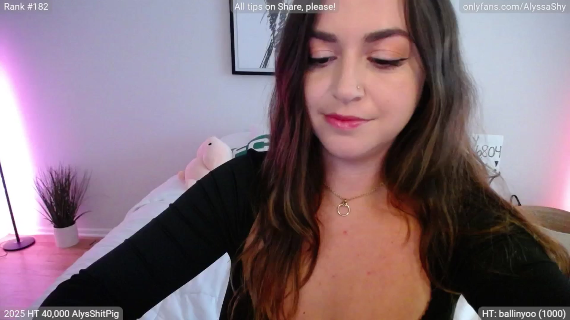 Gallery image thumbnail from AlyssaShy's myfreecams stream on, 07/10/2025, 21:48 image 16 of 20