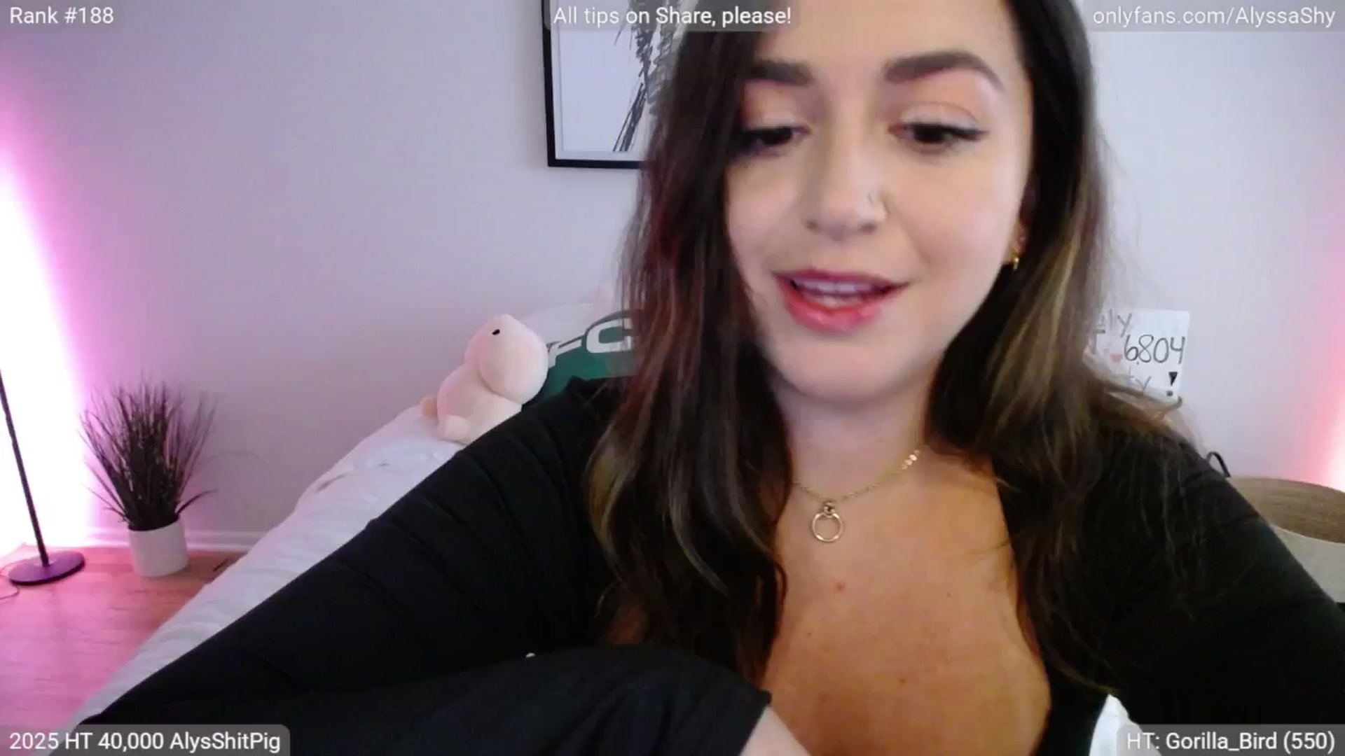 Gallery image thumbnail from AlyssaShy's myfreecams stream on, 07/10/2025, 21:48 image 9 of 20