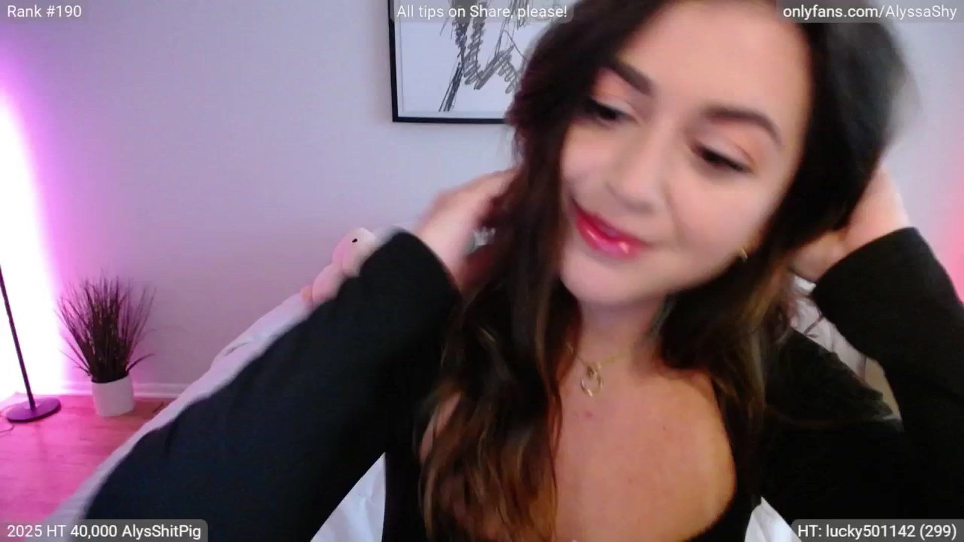 Gallery image thumbnail from AlyssaShy's myfreecams stream on, 07/10/2025, 21:48 image 4 of 20
