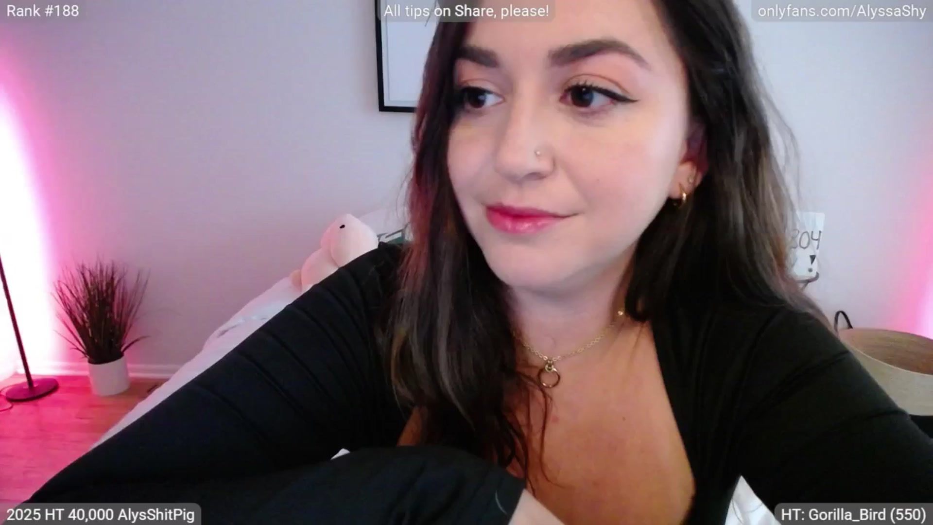 Gallery image thumbnail from AlyssaShy's myfreecams stream on, 07/10/2025, 21:48 image 14 of 20