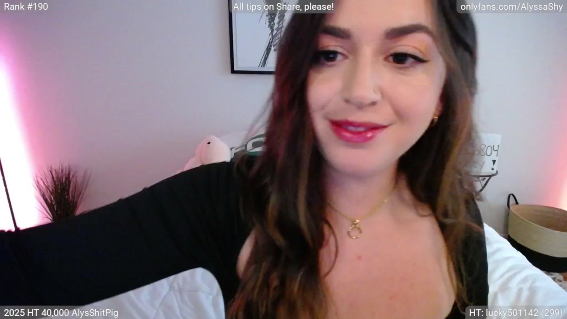 Gallery image thumbnail from AlyssaShy's myfreecams stream on, 07/10/2025, 21:48 image 6 of 20