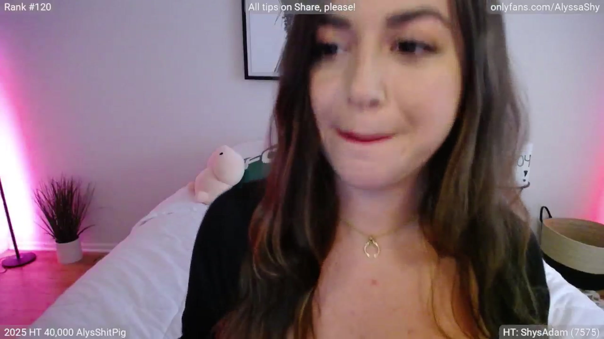 Gallery image thumbnail from AlyssaShy's myfreecams stream on, 07/10/2025, 22:59 image 15 of 20