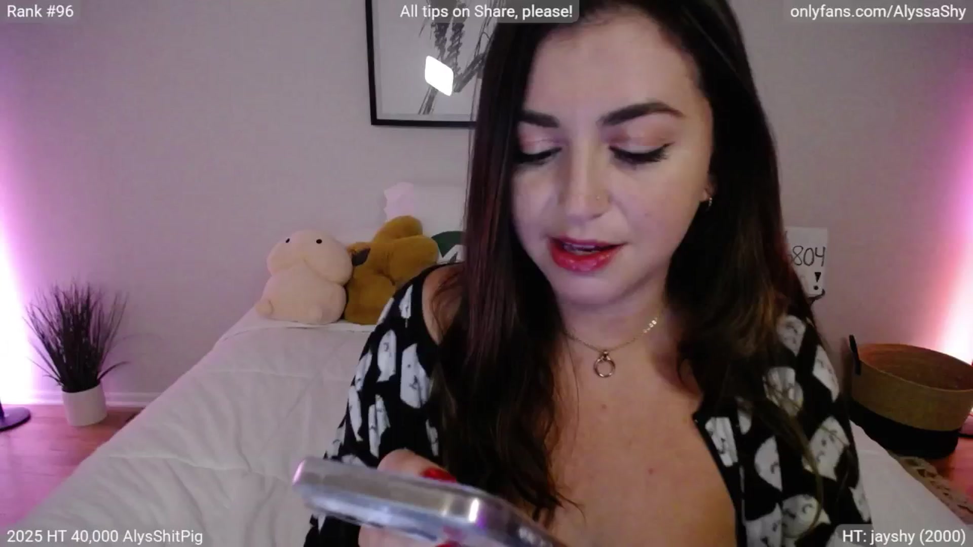 Gallery image thumbnail from AlyssaShy's myfreecams stream on, 07/12/2025, 24:31 image 12 of 20