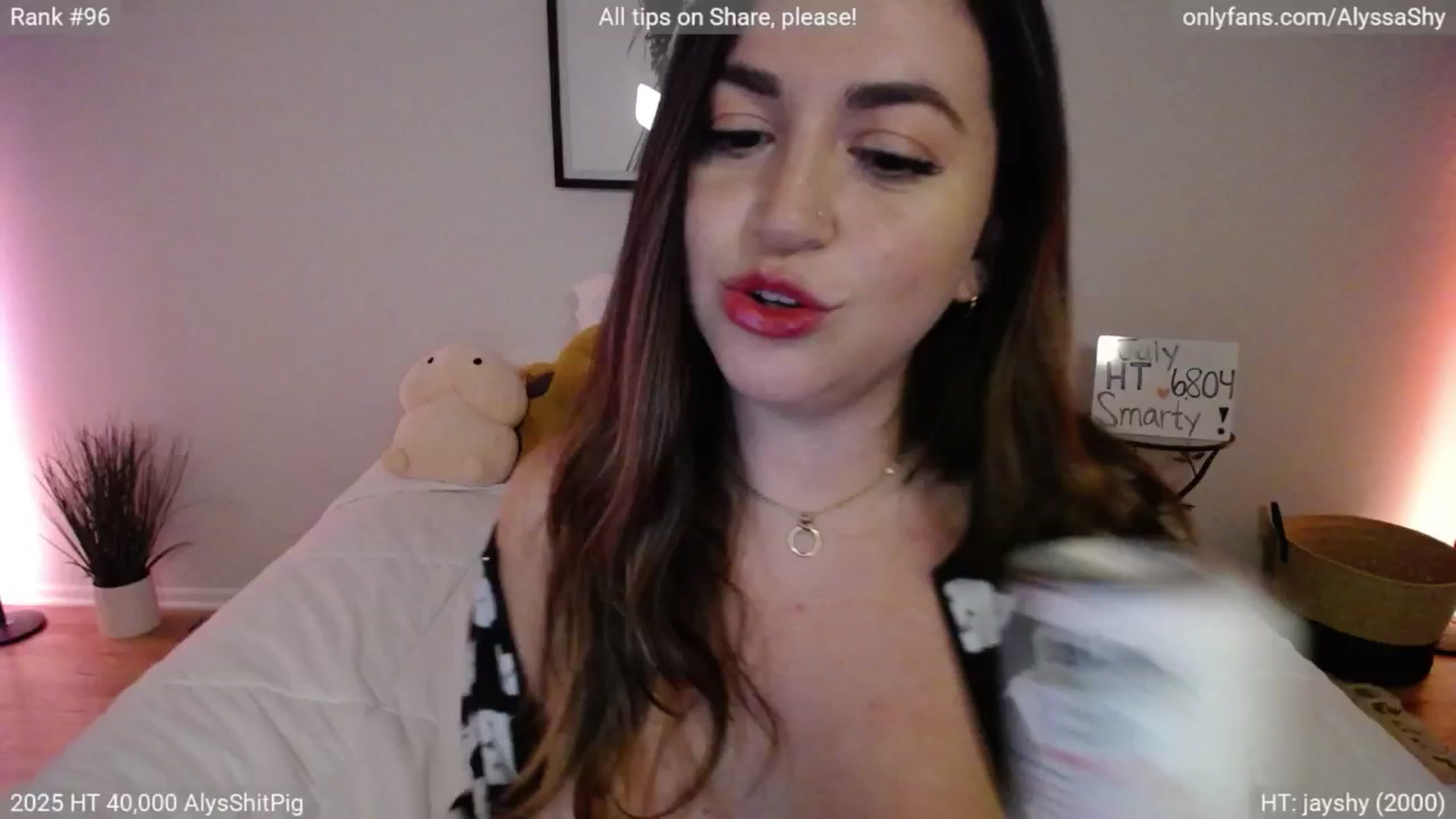 Gallery image thumbnail from AlyssaShy's myfreecams stream on, 07/12/2025, 24:31 image 1 of 20