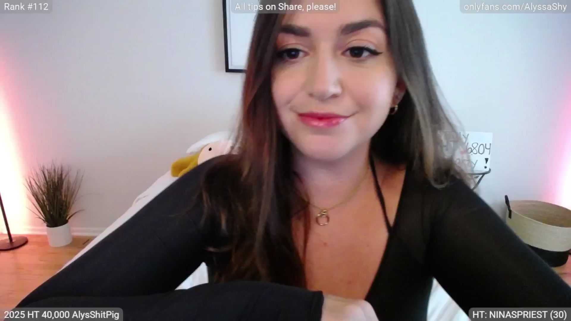 Gallery image thumbnail from AlyssaShy's myfreecams stream on, 07/12/2025, 22:18 image 1 of 20