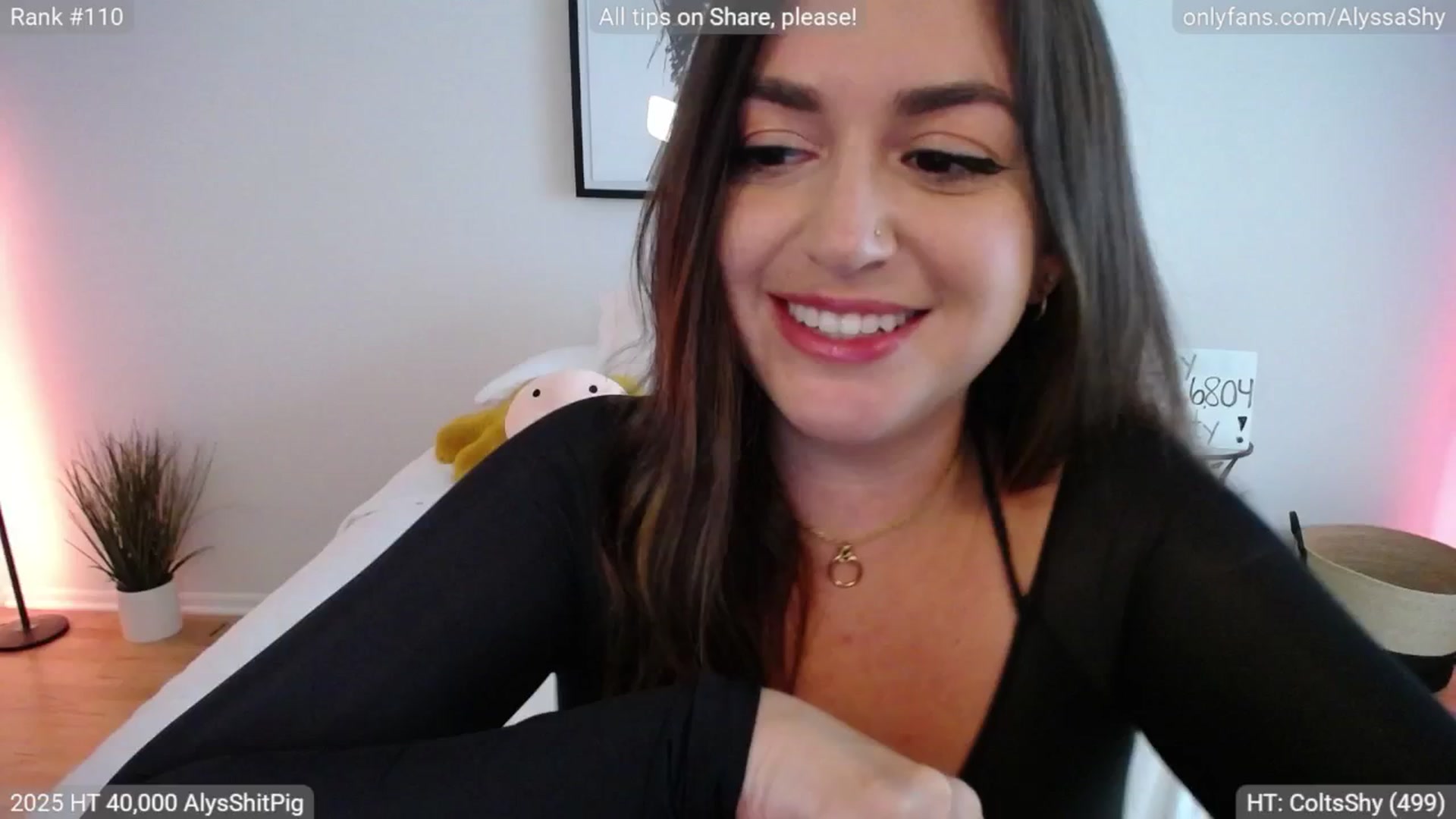 Gallery image thumbnail from AlyssaShy's myfreecams stream on, 07/12/2025, 22:18 image 5 of 20