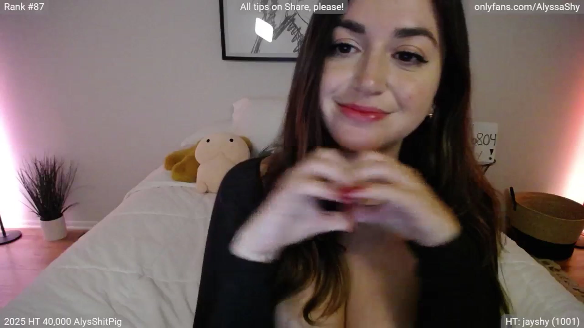 Gallery image thumbnail from AlyssaShy's myfreecams stream on, 07/13/2025, 03:57 image 18 of 20