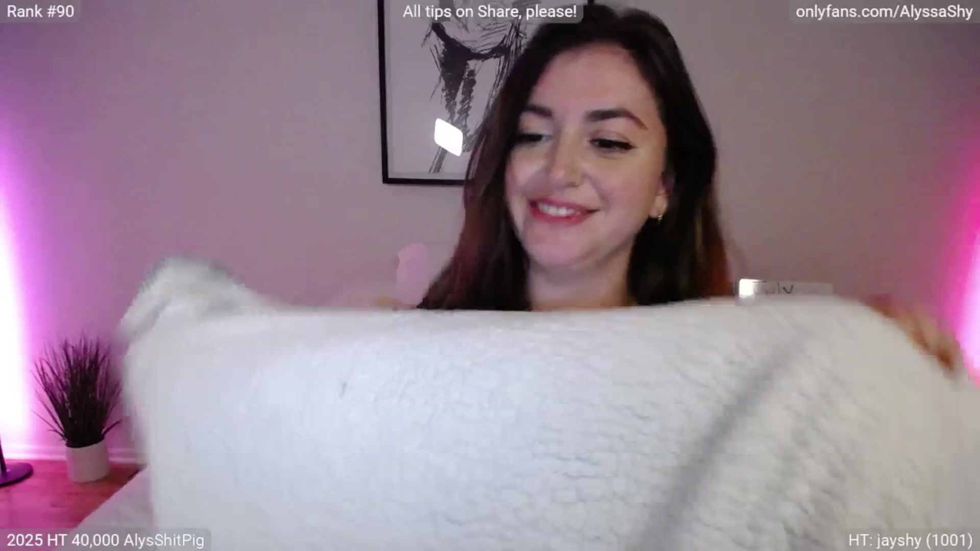 Gallery image thumbnail from AlyssaShy's myfreecams stream on, 07/13/2025, 03:57 image 14 of 20