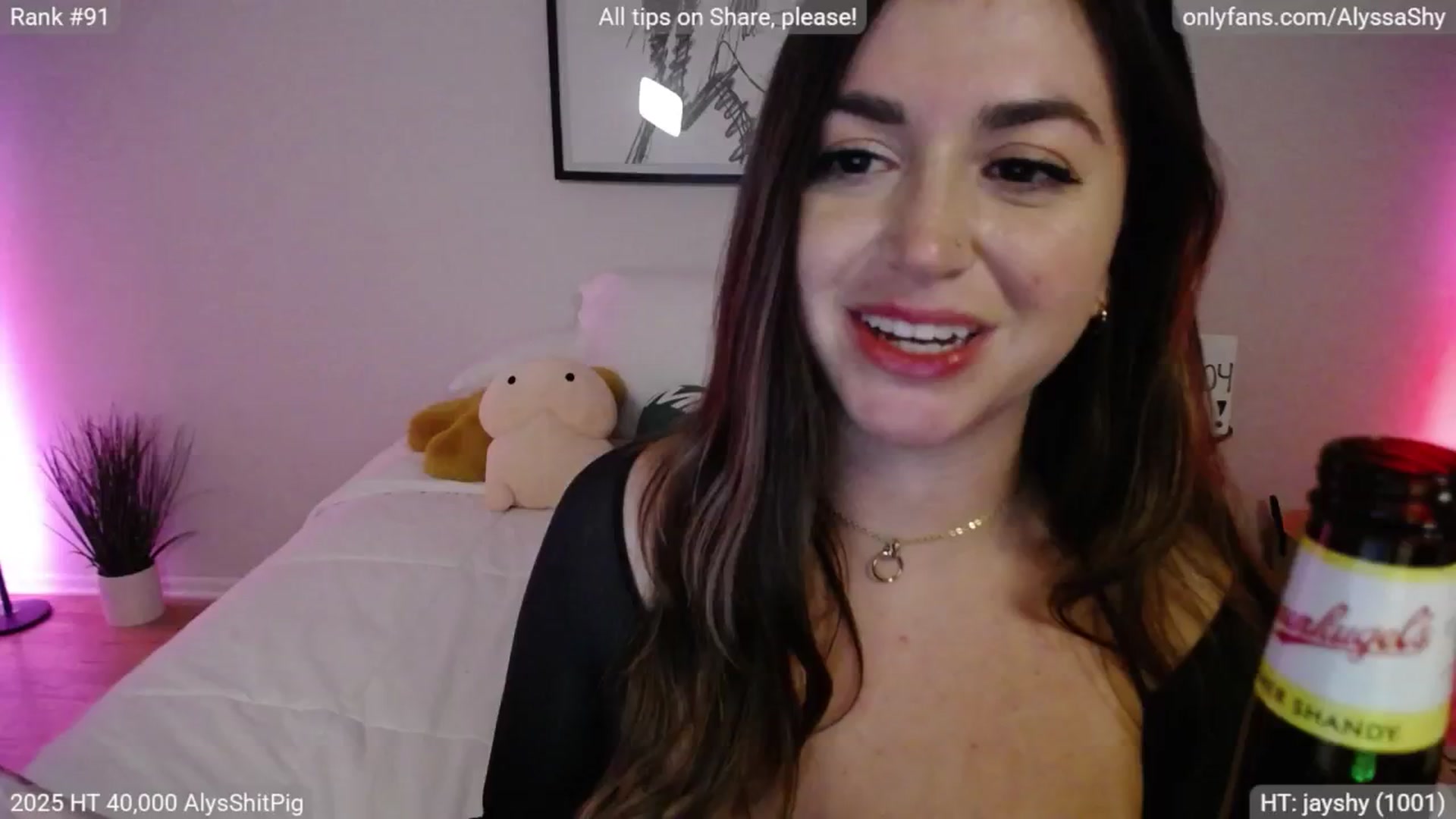 Gallery image thumbnail from AlyssaShy's myfreecams stream on, 07/13/2025, 03:57 image 5 of 20