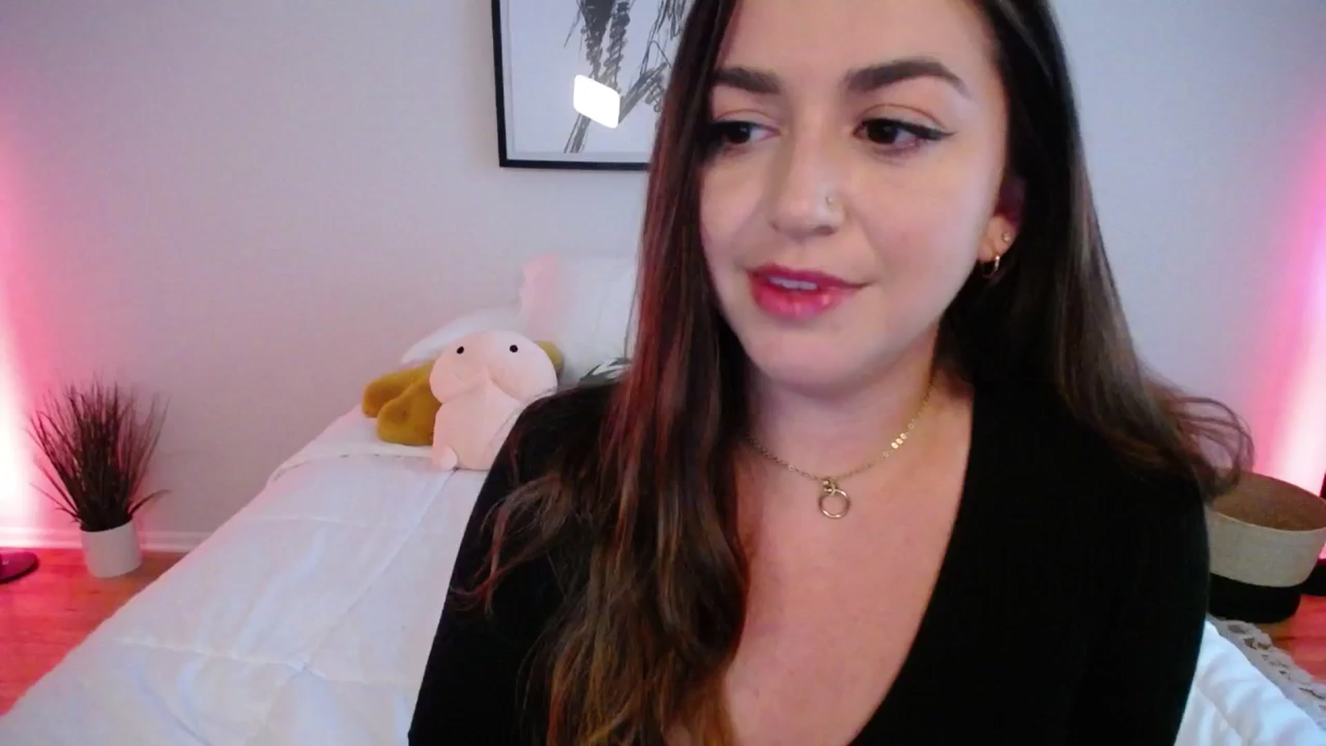 Gallery image thumbnail from AlyssaShy's myfreecams stream on, 07/17/2025, 22:55 image 9 of 20