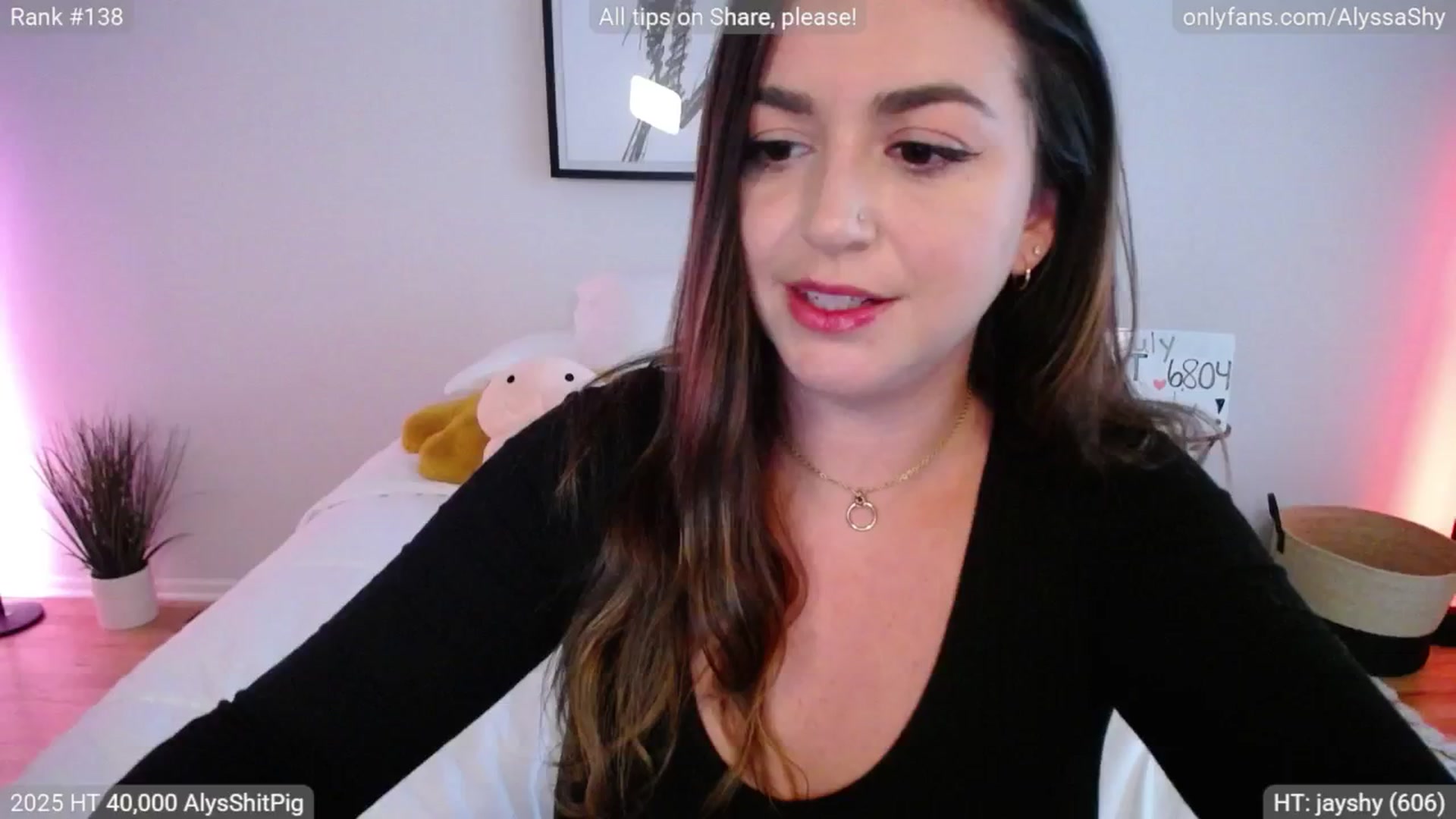 Gallery image thumbnail from AlyssaShy's myfreecams stream on, 07/17/2025, 22:55 image 6 of 20