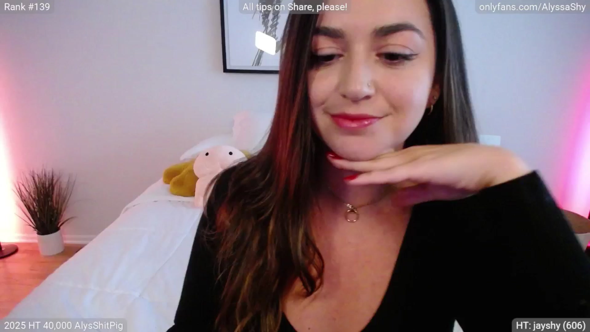 Gallery image thumbnail from AlyssaShy's myfreecams stream on, 07/17/2025, 22:55 image 1 of 20