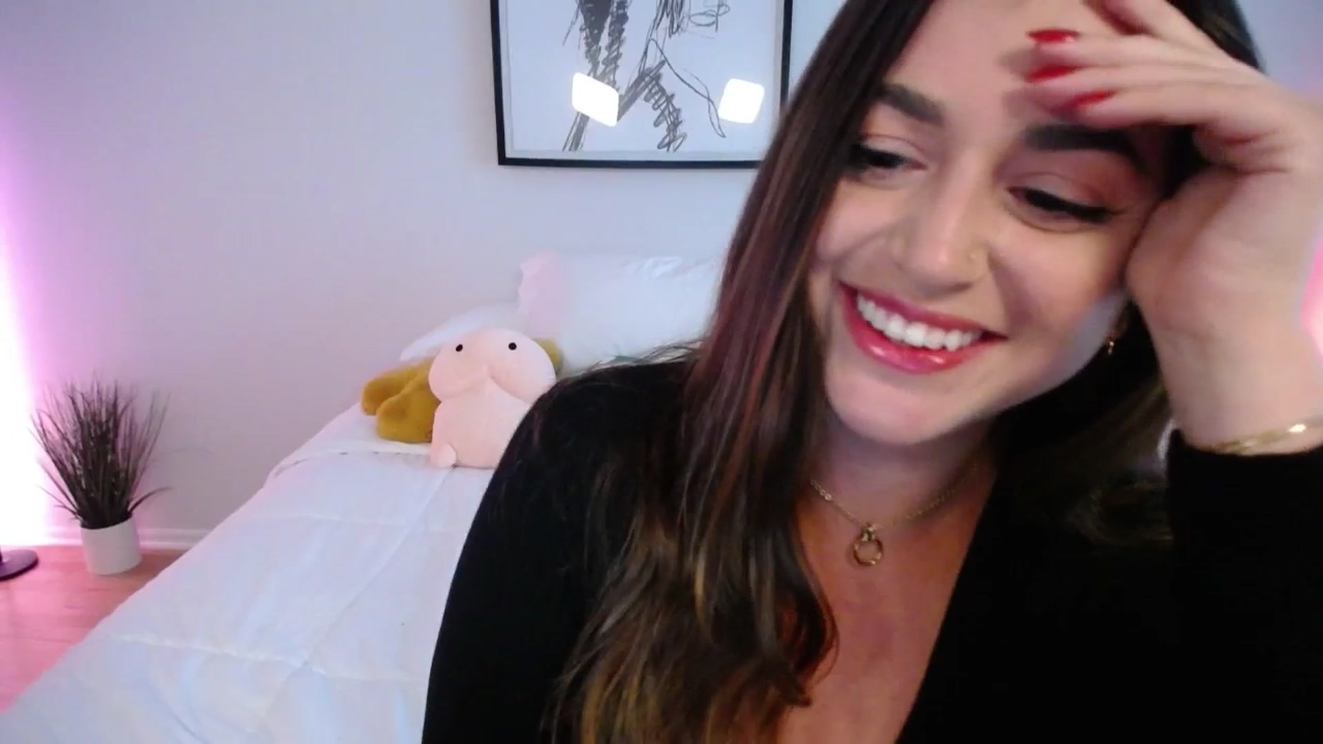 Gallery image thumbnail from AlyssaShy's myfreecams stream on, 07/17/2025, 22:55 image 11 of 20