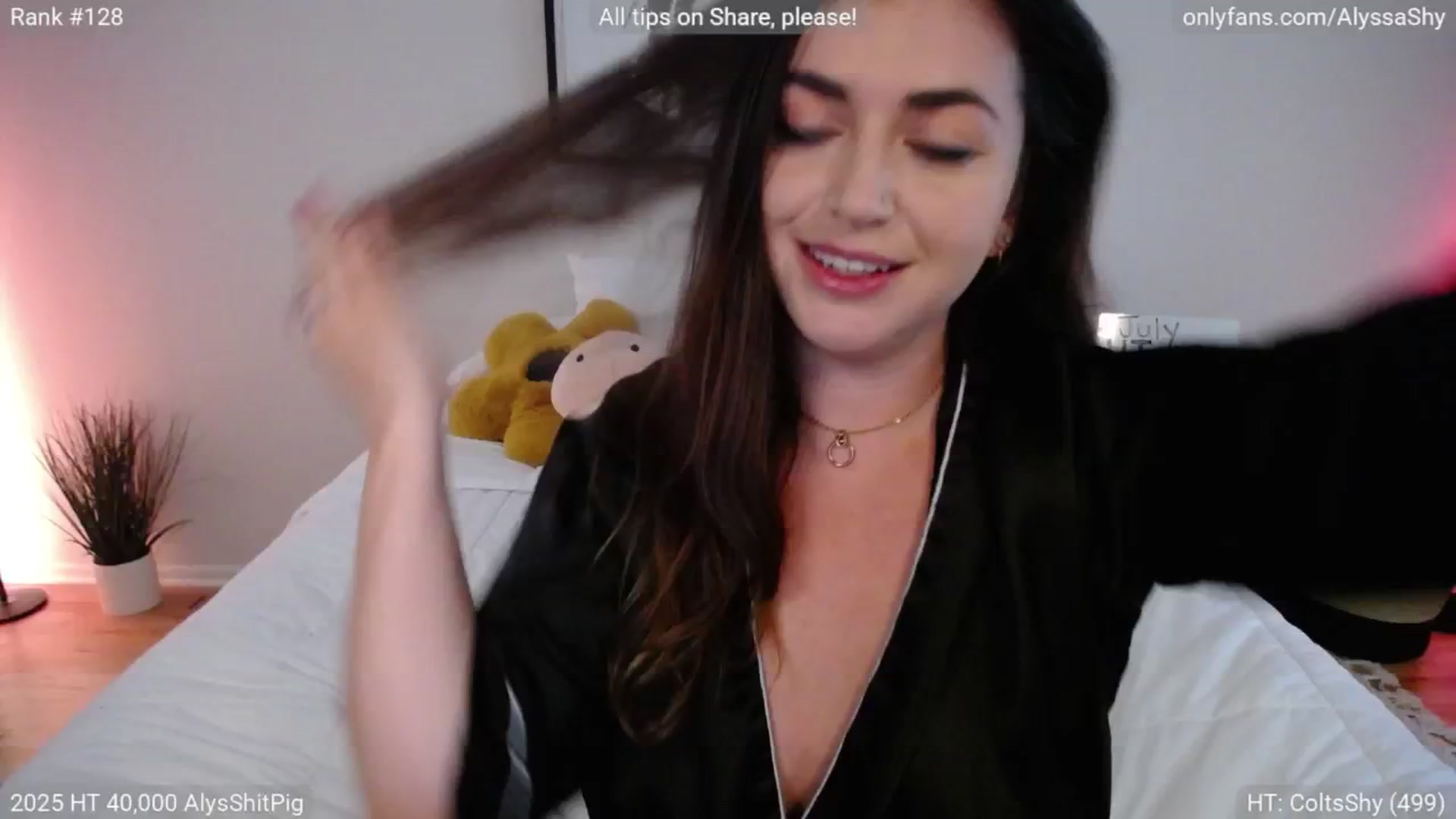 Gallery image thumbnail from AlyssaShy's myfreecams stream on, 07/19/2025, 22:41 image 3 of 20