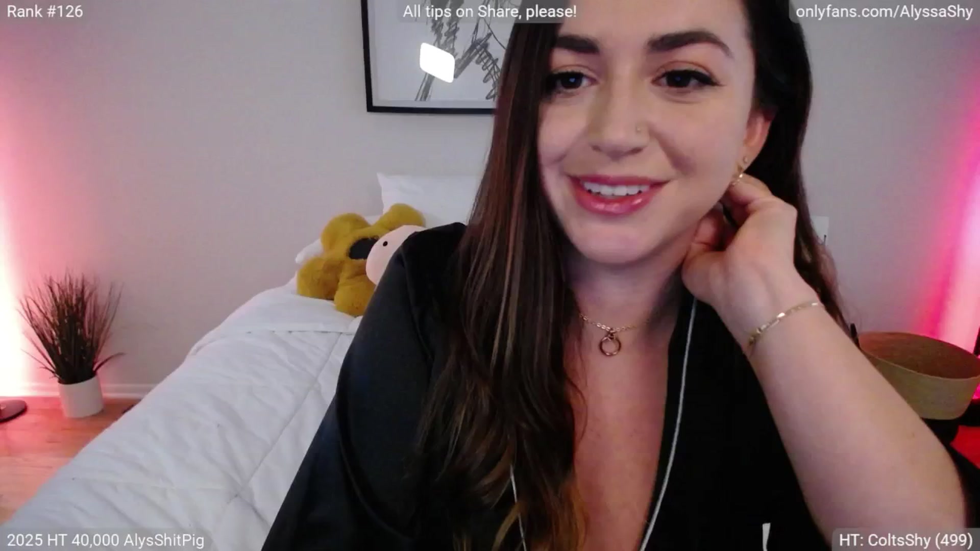 Gallery image thumbnail from AlyssaShy's myfreecams stream on, 07/19/2025, 22:41 image 9 of 20