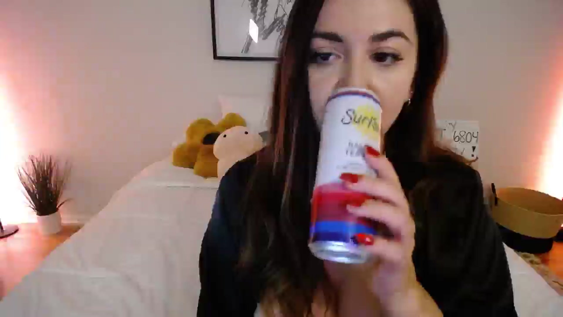 Gallery image thumbnail from AlyssaShy's myfreecams stream on, 07/20/2025, 01:55 image 3 of 20
