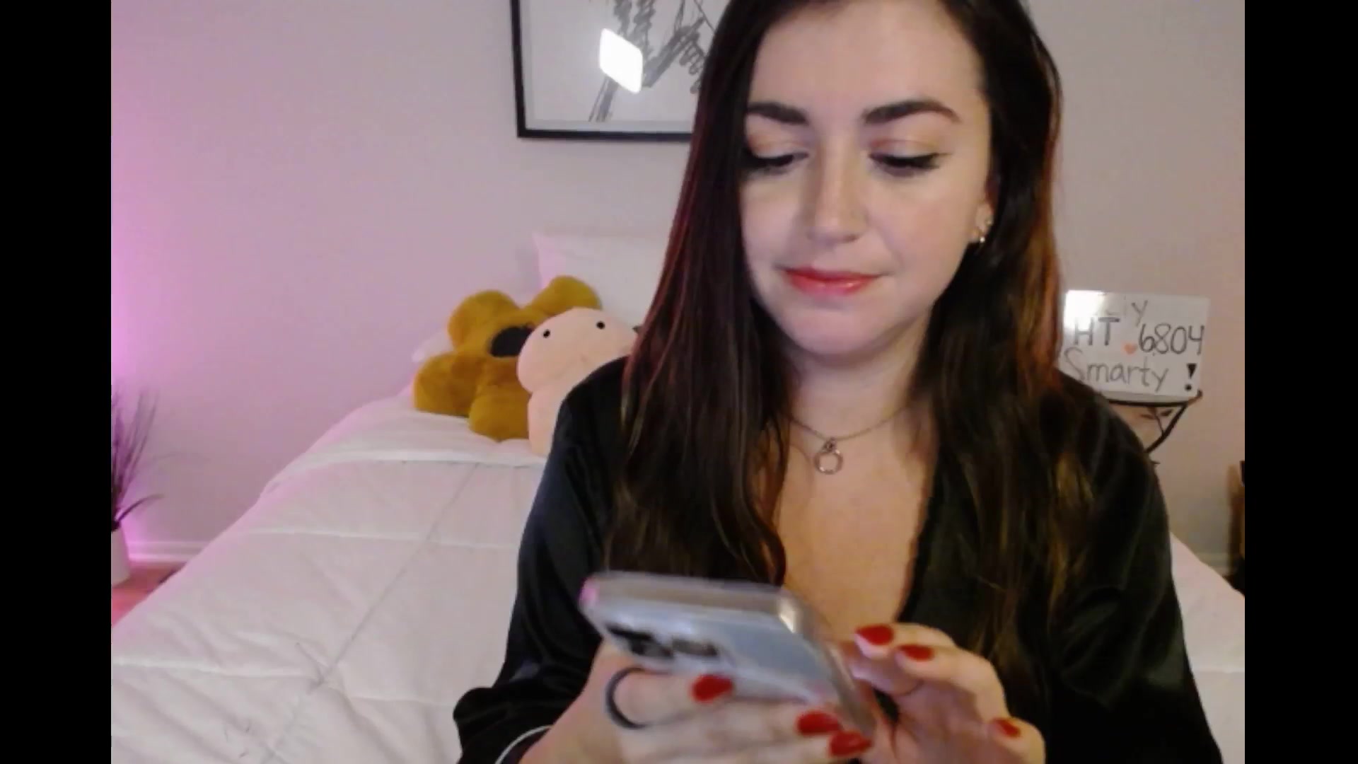 Gallery image thumbnail from AlyssaShy's myfreecams stream on, 07/20/2025, 01:55 image 19 of 20