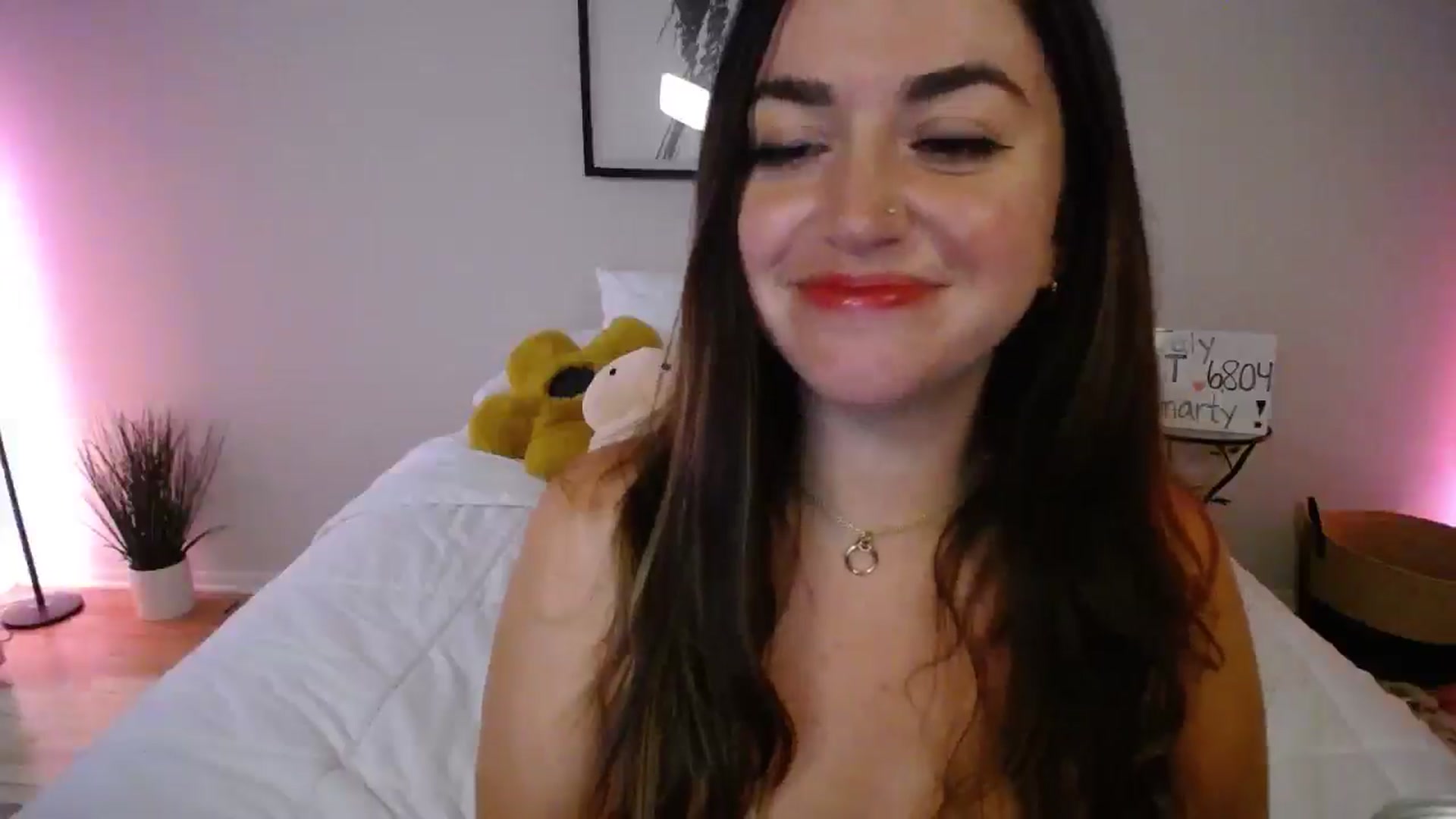 Gallery image thumbnail from AlyssaShy's myfreecams stream on, 07/24/2025, 05:27 image 14 of 20