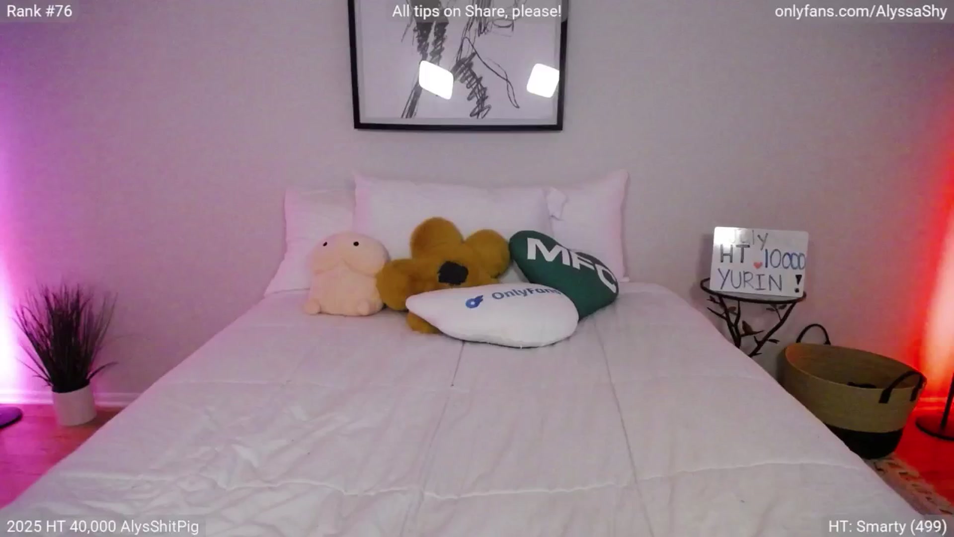 Gallery image thumbnail from AlyssaShy's myfreecams stream on, 07/26/2025, 24:03 image 5 of 20