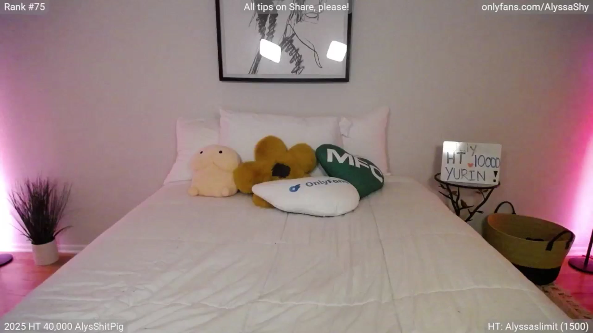 Gallery image thumbnail from AlyssaShy's myfreecams stream on, 07/26/2025, 24:03 image 15 of 20