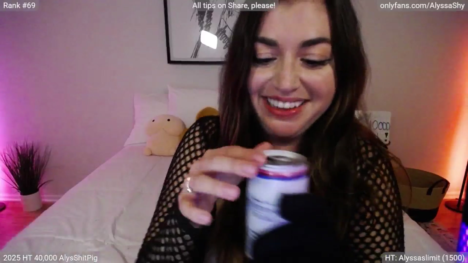 Gallery image thumbnail from AlyssaShy's myfreecams stream on, 07/26/2025, 05:29 image 10 of 20