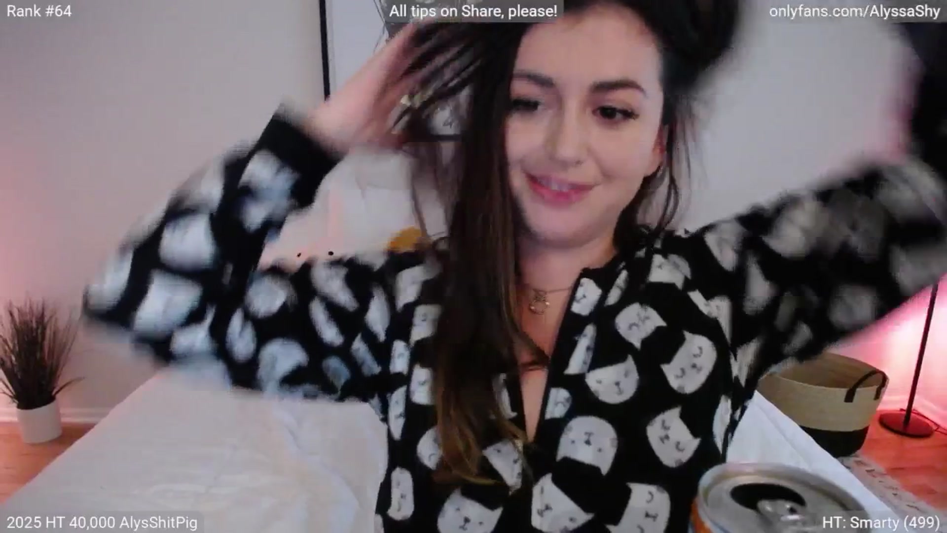 Gallery image thumbnail from AlyssaShy's myfreecams stream on, 07/27/2025, 01:58 image 2 of 20