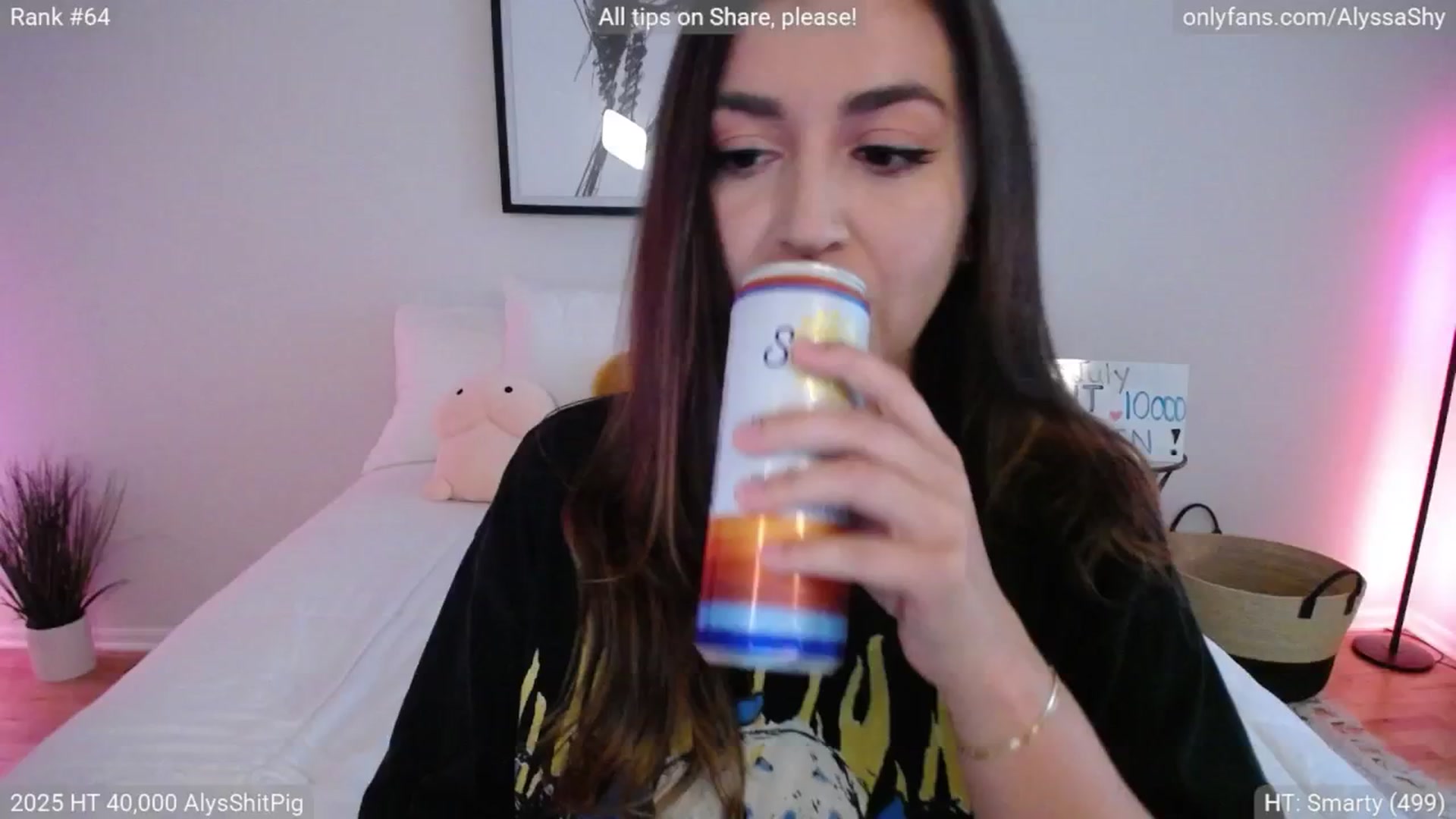 Gallery image thumbnail from AlyssaShy's myfreecams stream on, 07/27/2025, 01:58 image 1 of 20