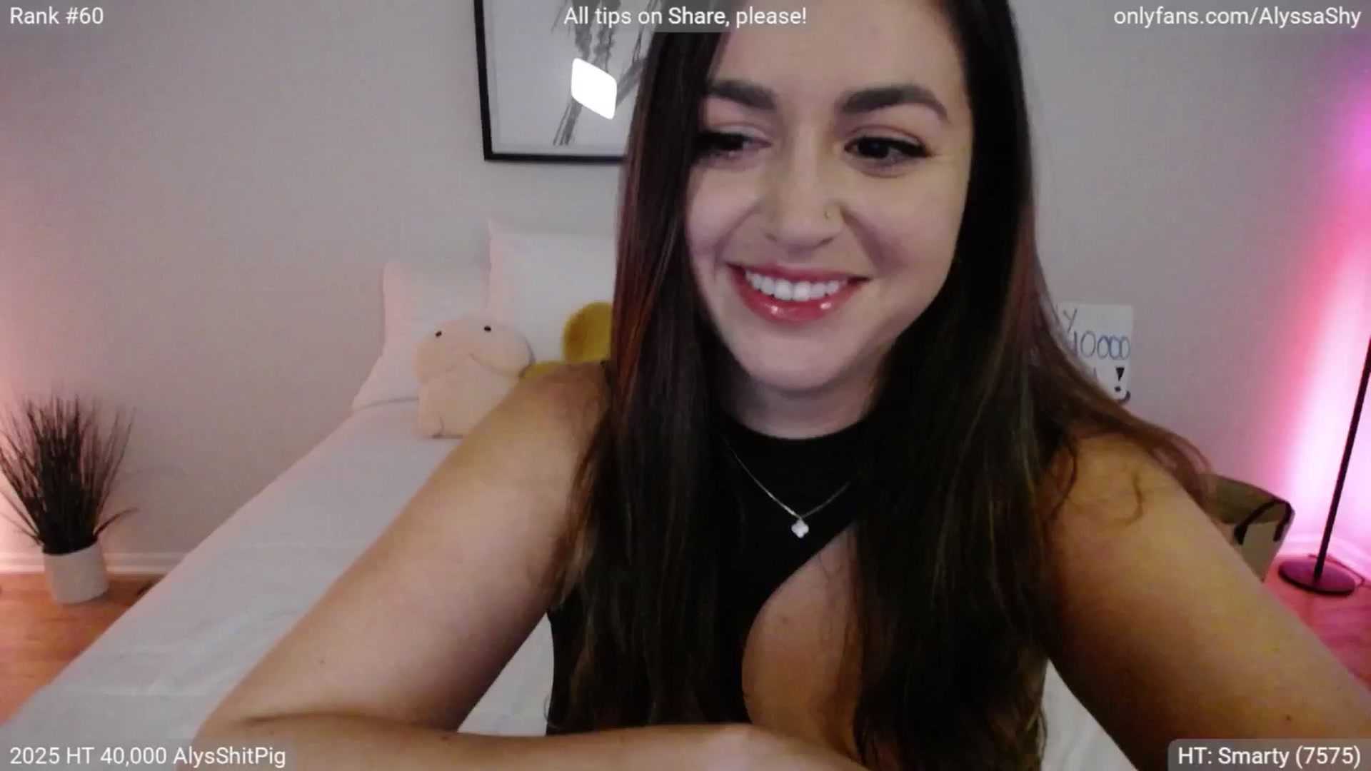 Gallery image thumbnail from AlyssaShy's myfreecams stream on, 08/01/2025, 01:54 image 4 of 20
