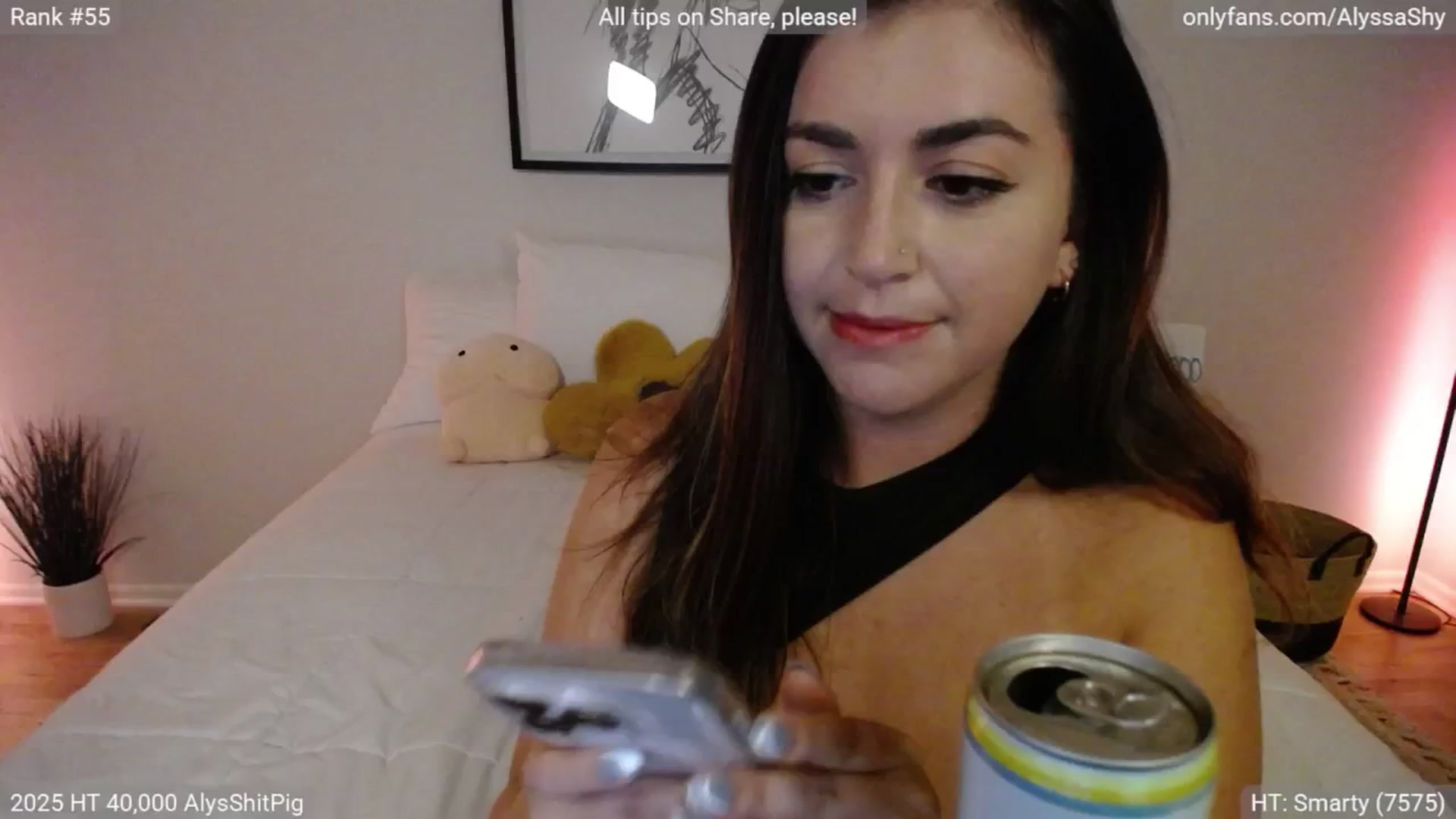 Gallery image thumbnail from AlyssaShy's myfreecams stream on, 08/01/2025, 03:19 image 5 of 20