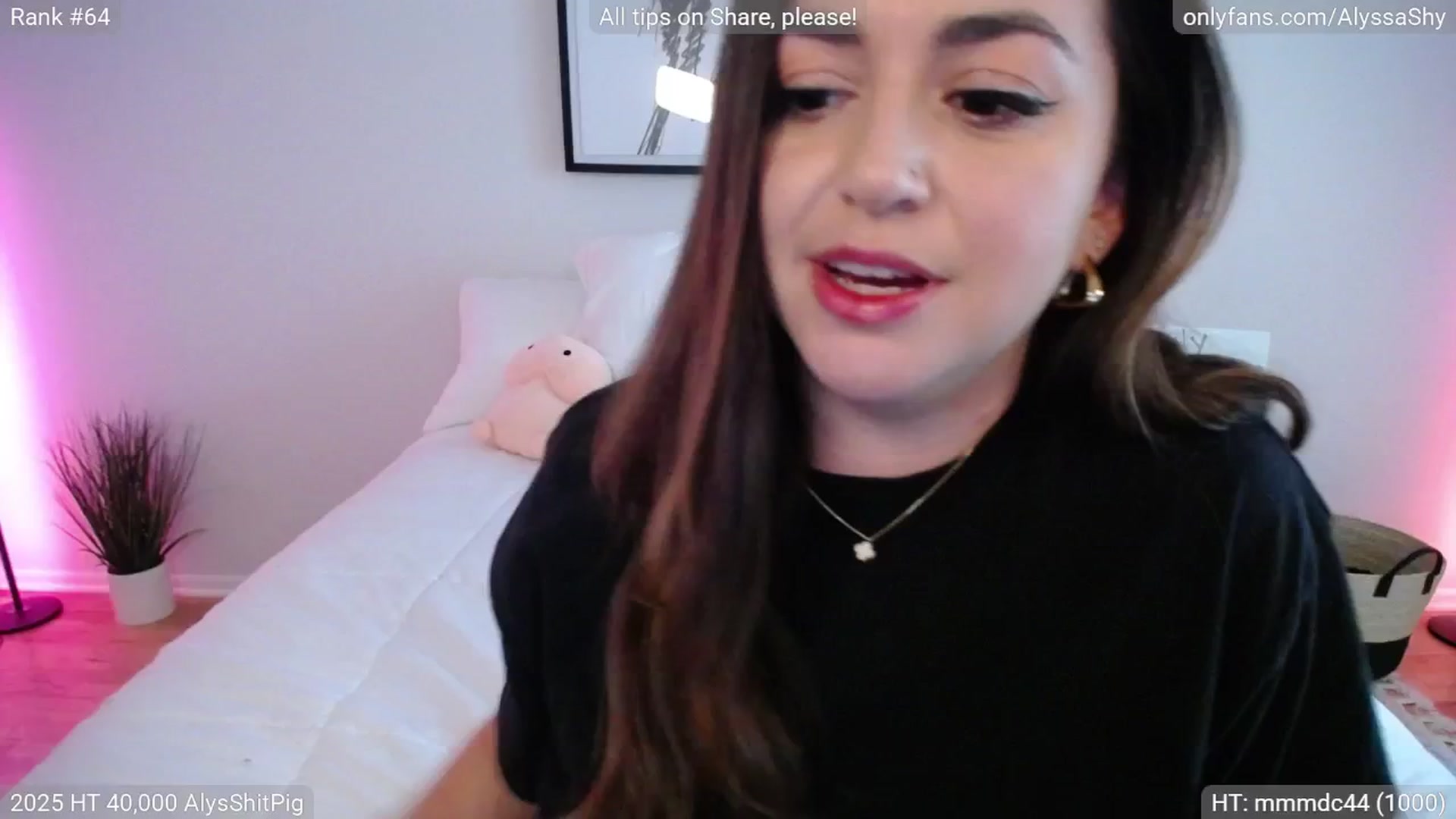 Gallery image thumbnail from AlyssaShy's myfreecams stream on, 08/02/2025, 23:40 image 10 of 20