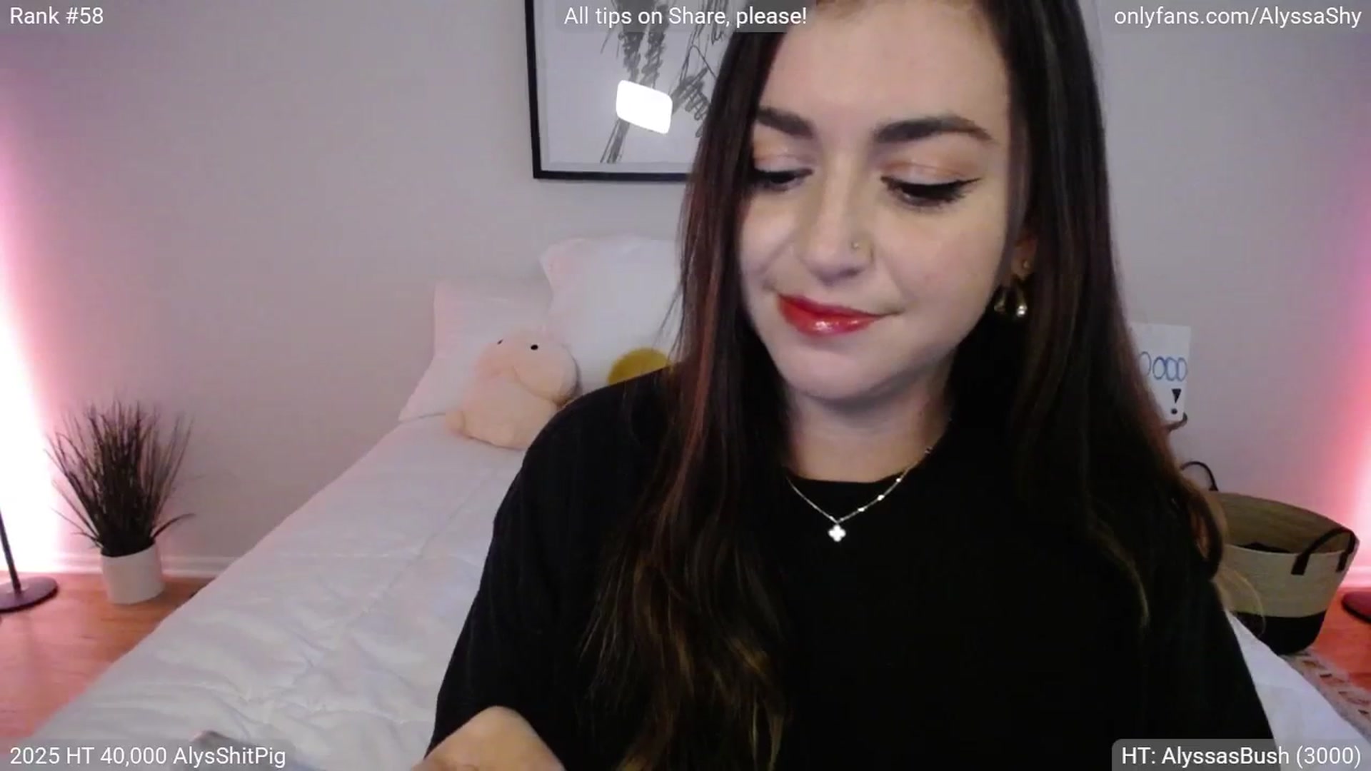 Gallery image thumbnail from AlyssaShy's myfreecams stream on, 08/02/2025, 23:40 image 19 of 20