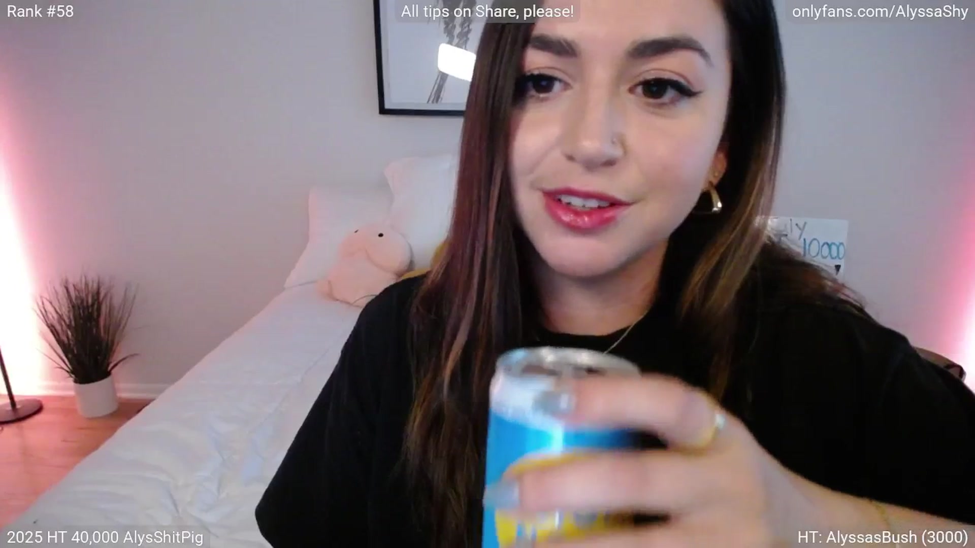 Gallery image thumbnail from AlyssaShy's myfreecams stream on, 08/02/2025, 23:40 image 17 of 20