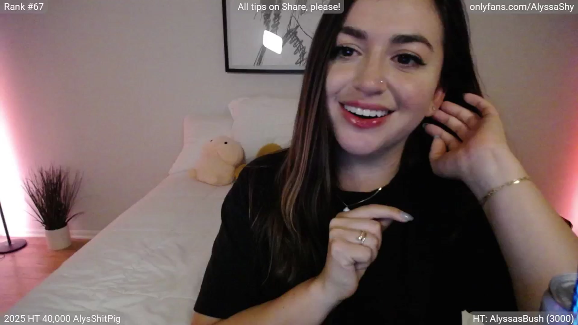 Gallery image thumbnail from AlyssaShy's myfreecams stream on, 08/03/2025, 03:59 image 17 of 20